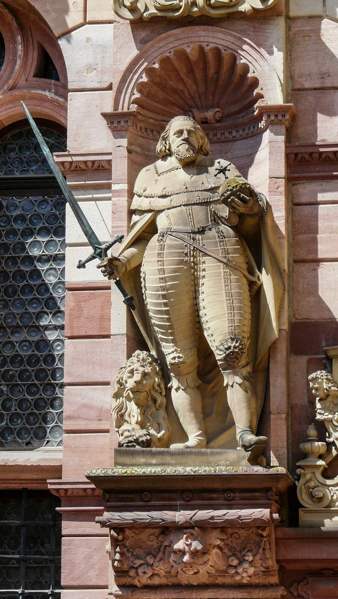 Statue of knight, Heidelberg Castle