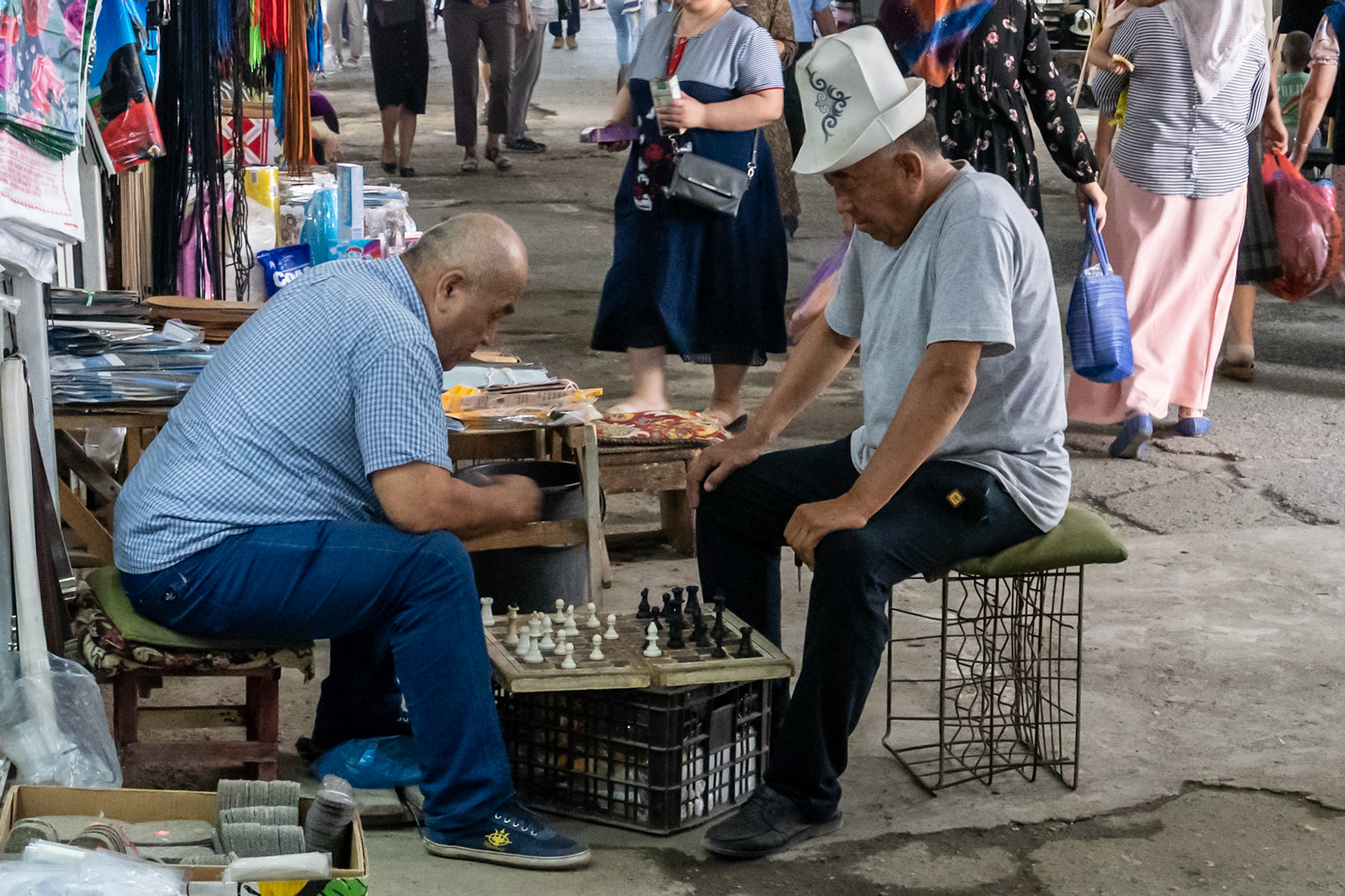Chess players, Osh, Kyrgyzstan