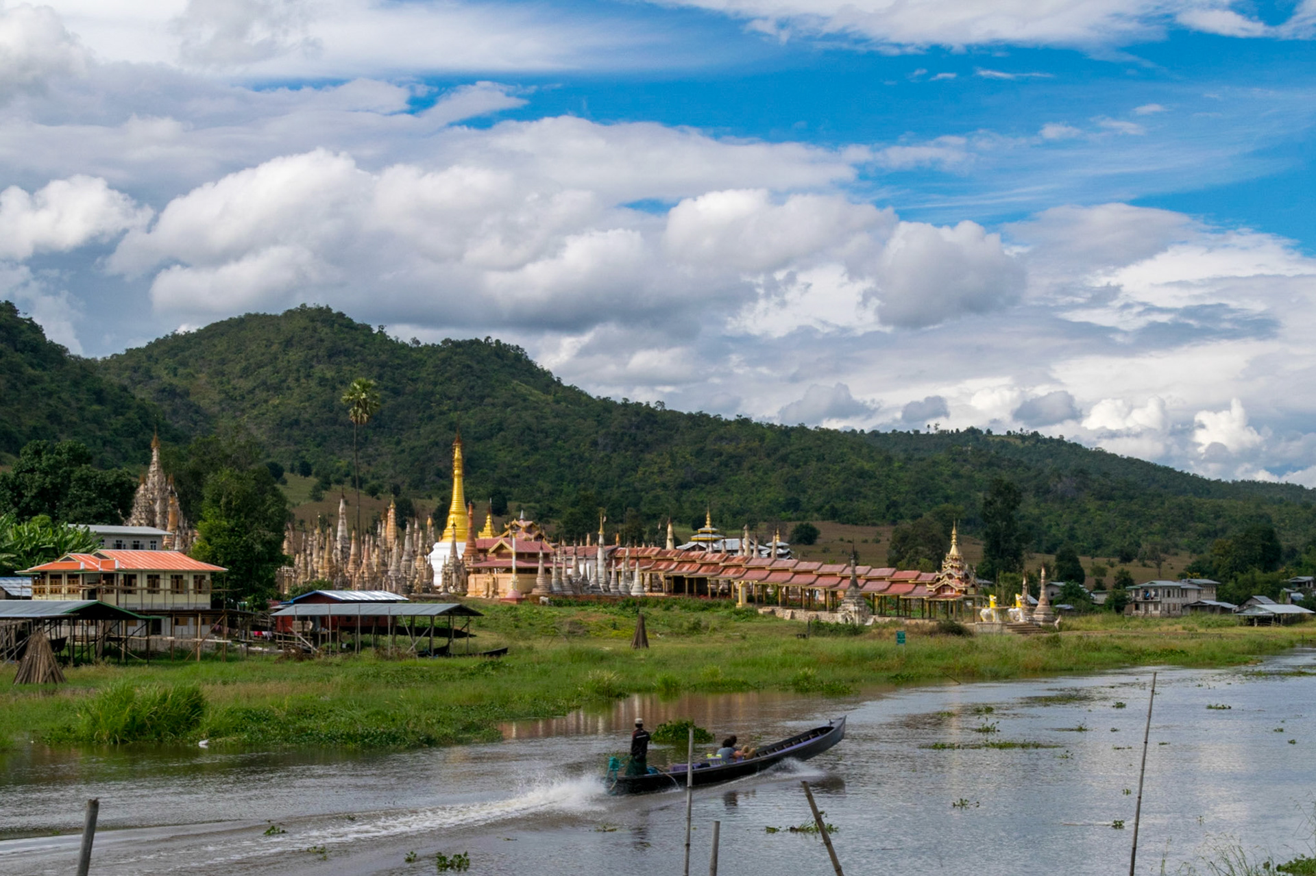 Tharkong Pagoda, Sagar, Myanmar