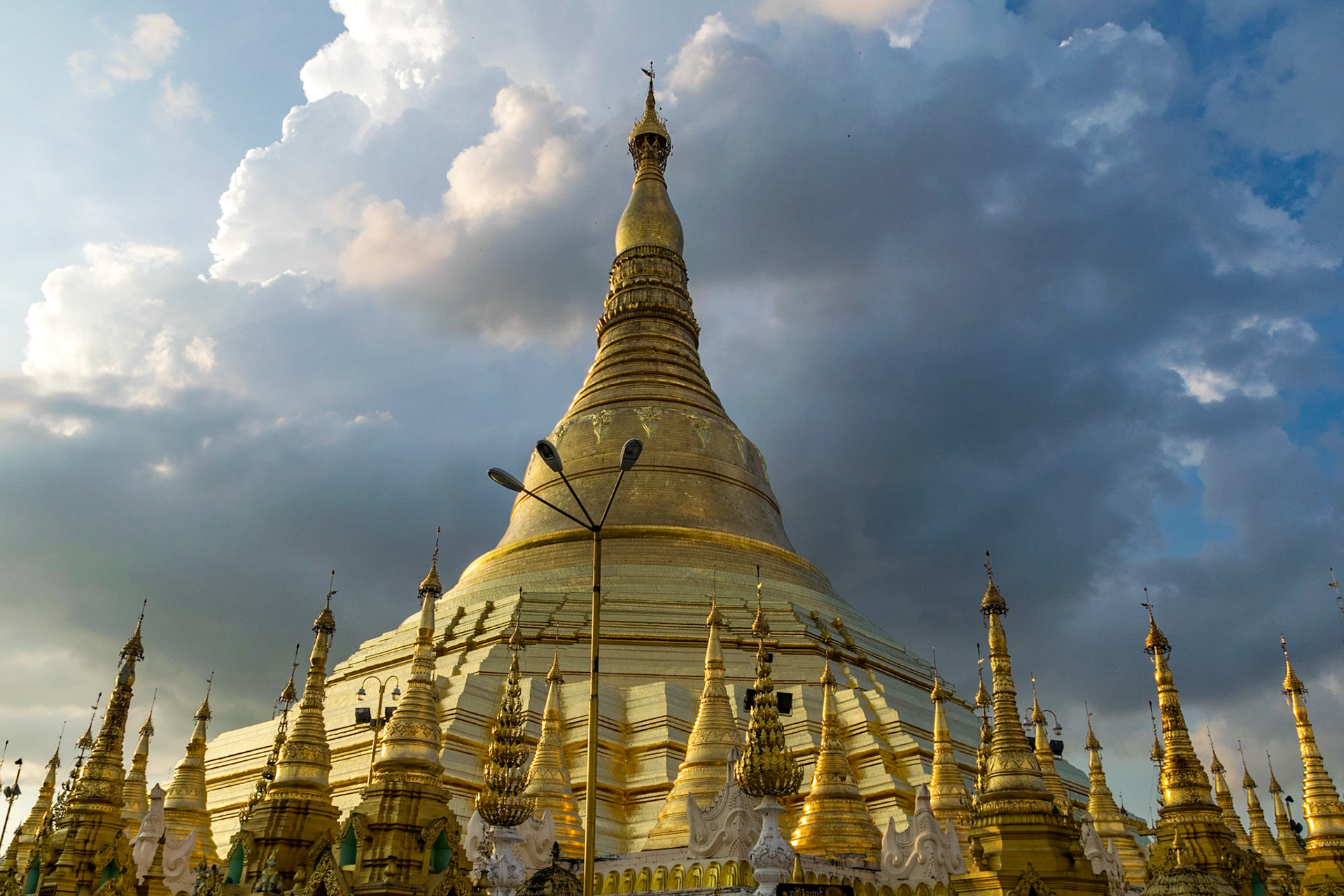 Shwedagon Pagoda, Yangon