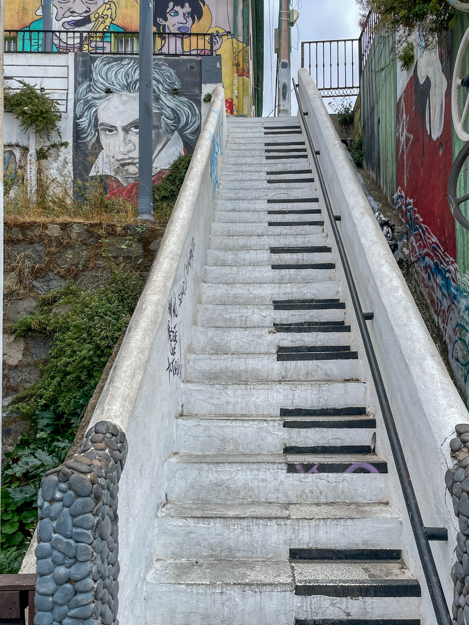 Mozart steps, Valparaiso