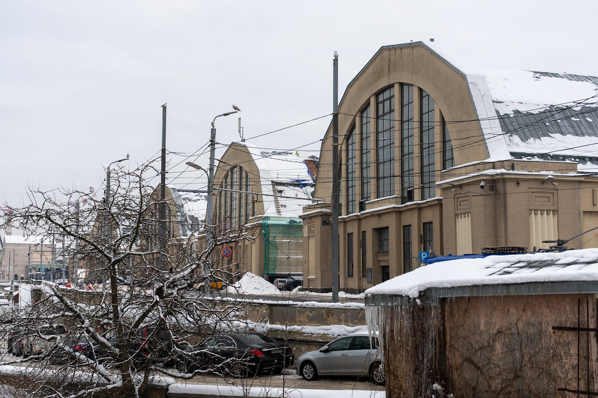 Central Market (in former zeppelin hangars), Riga