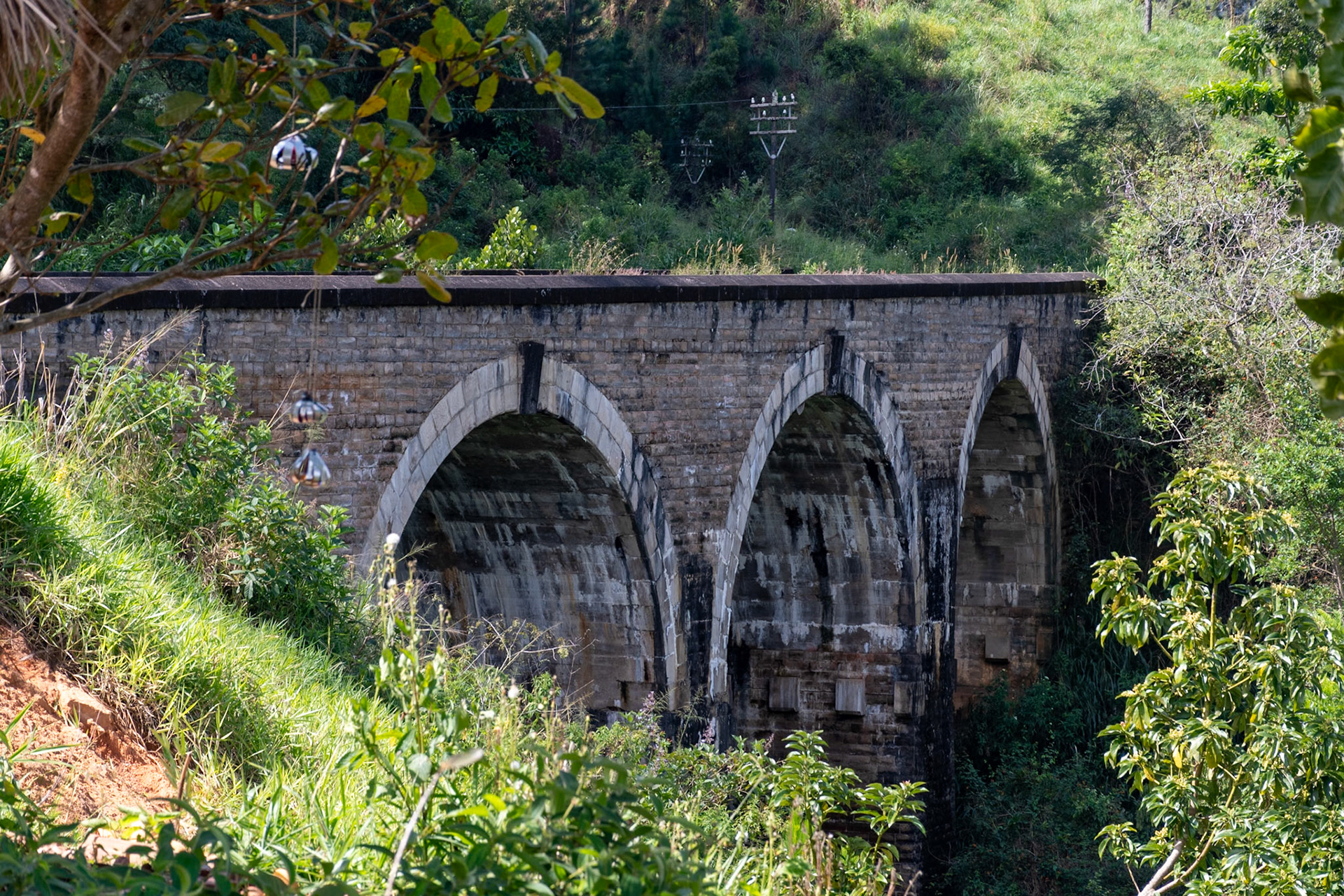 Three Arches Bridge, Ella
