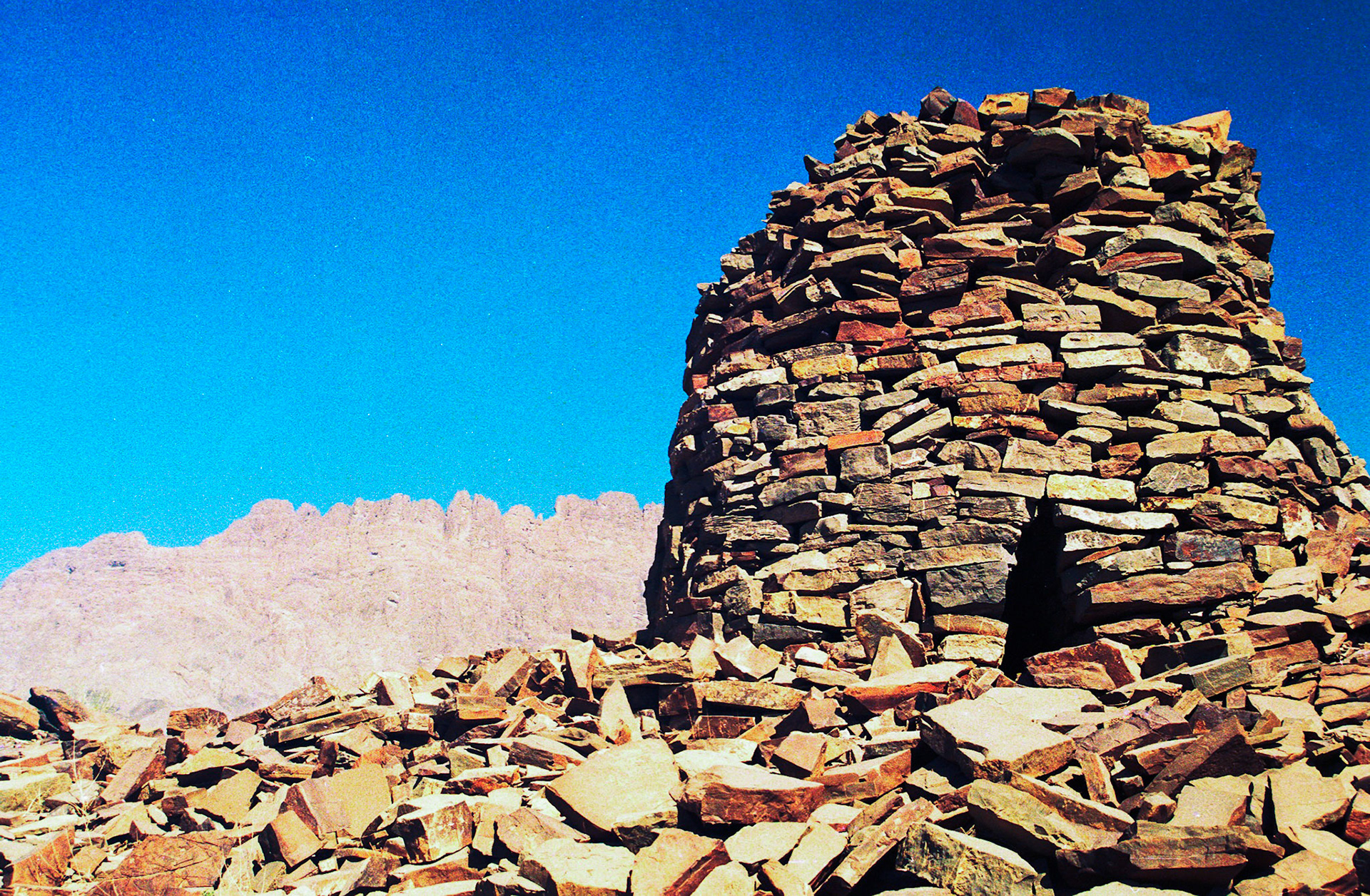 Beehive tombs, Bat (3rd millenium BC, UNESCO listed)