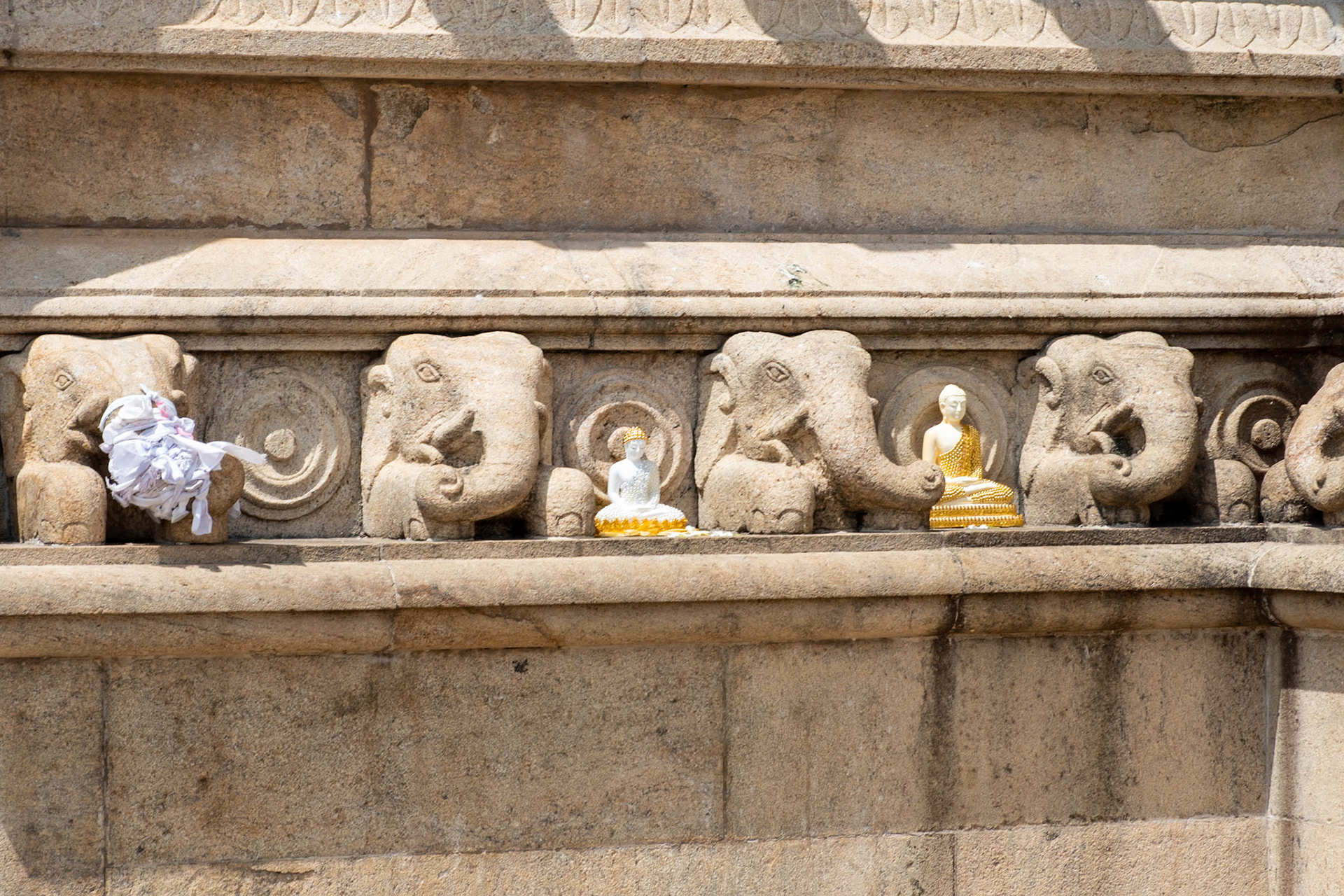 Ruwanweli Maha Seya, Anuradhapura