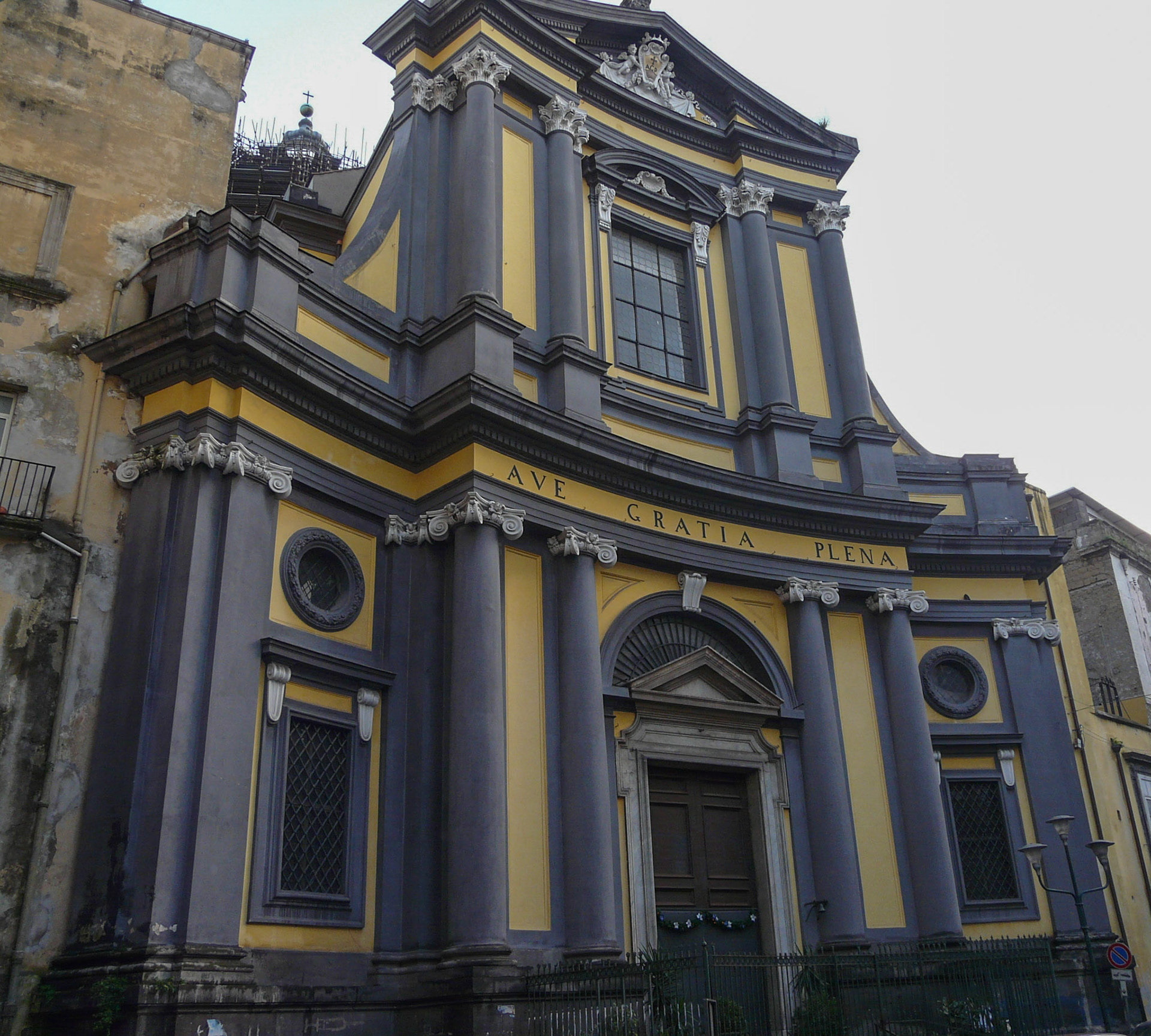 Basilica of the Most Holy Annunciation, Naples