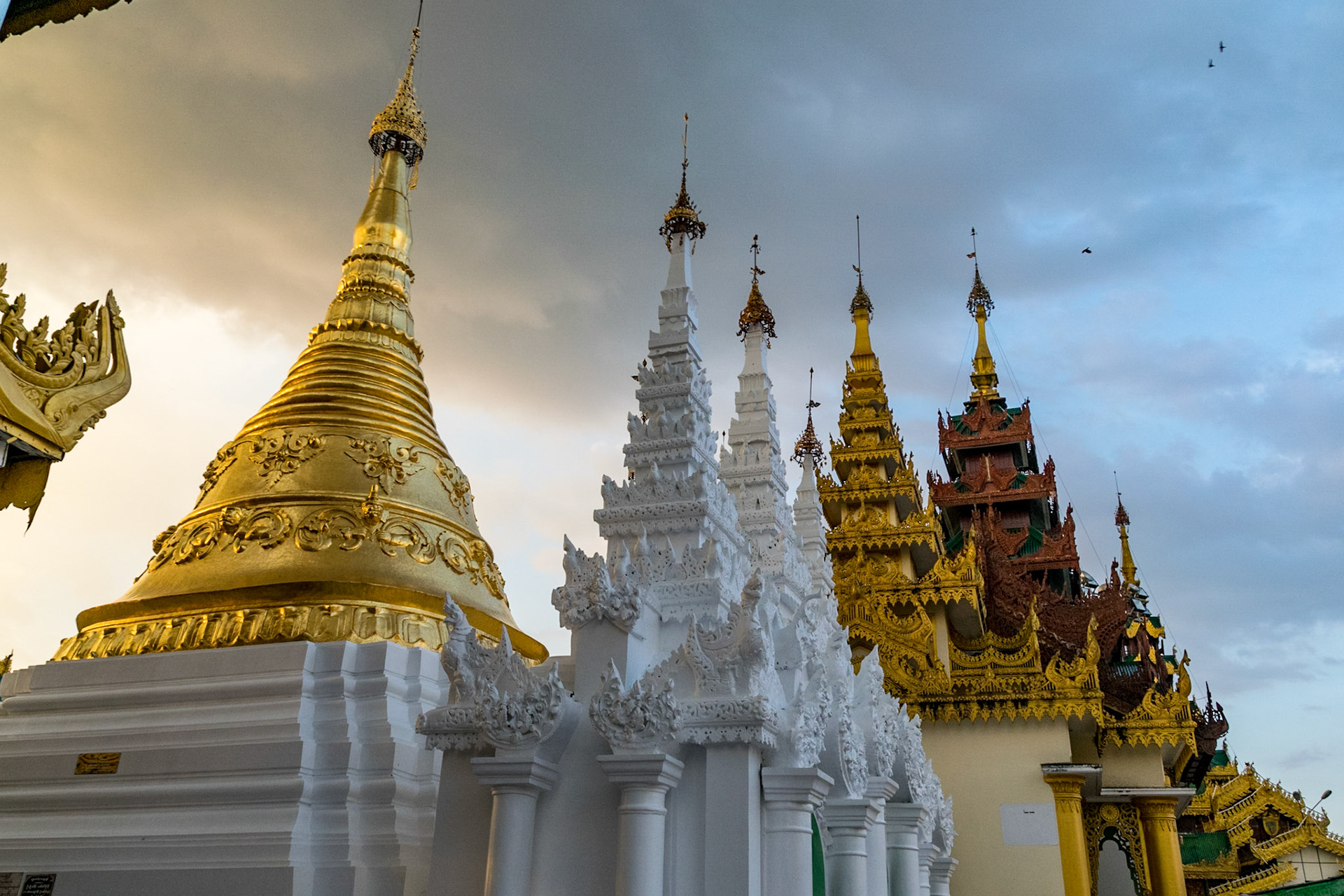 Shwedagon Pagoda, Yangon