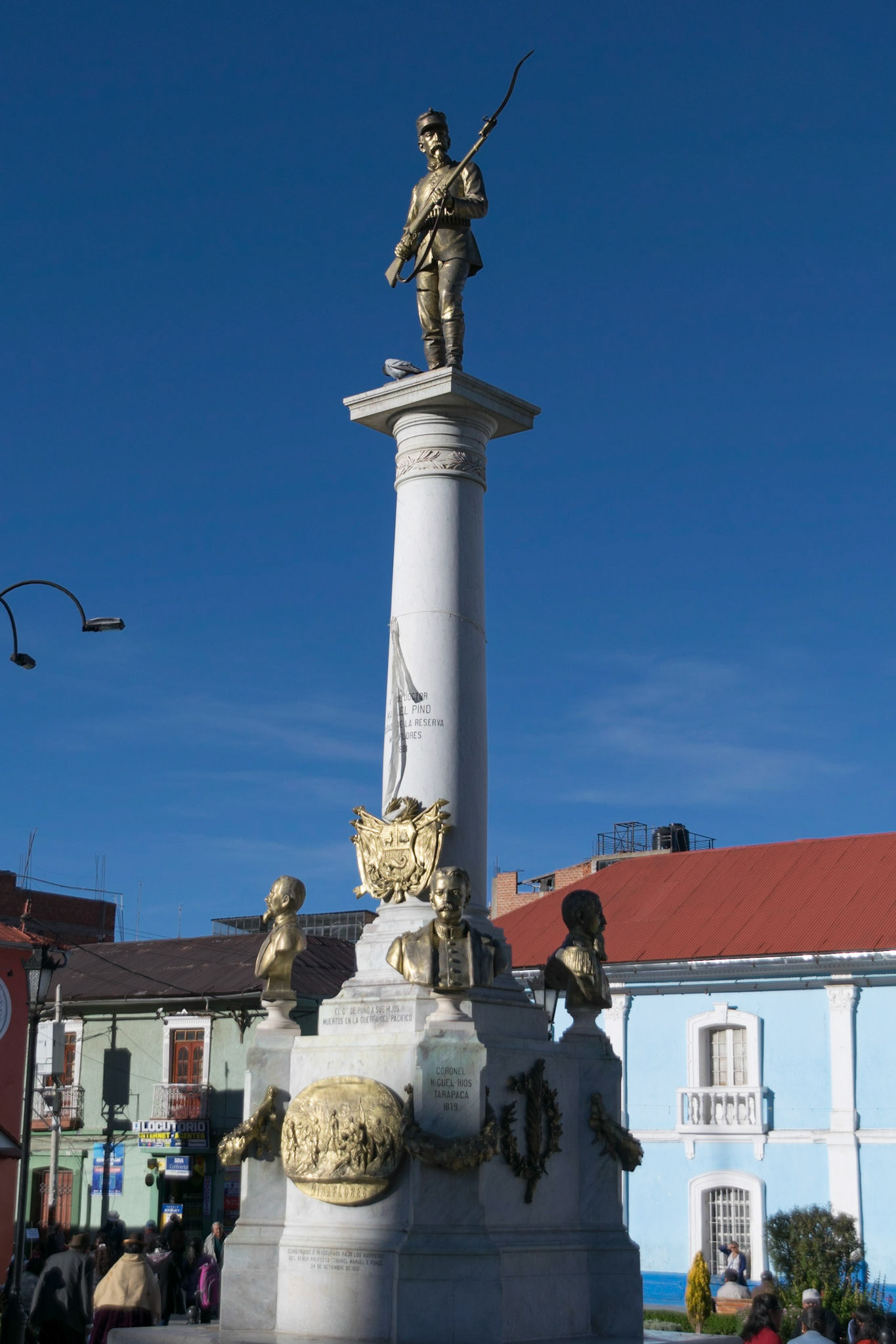 Colonel Francisco Bolognesi, Plaza de Armas, Puno