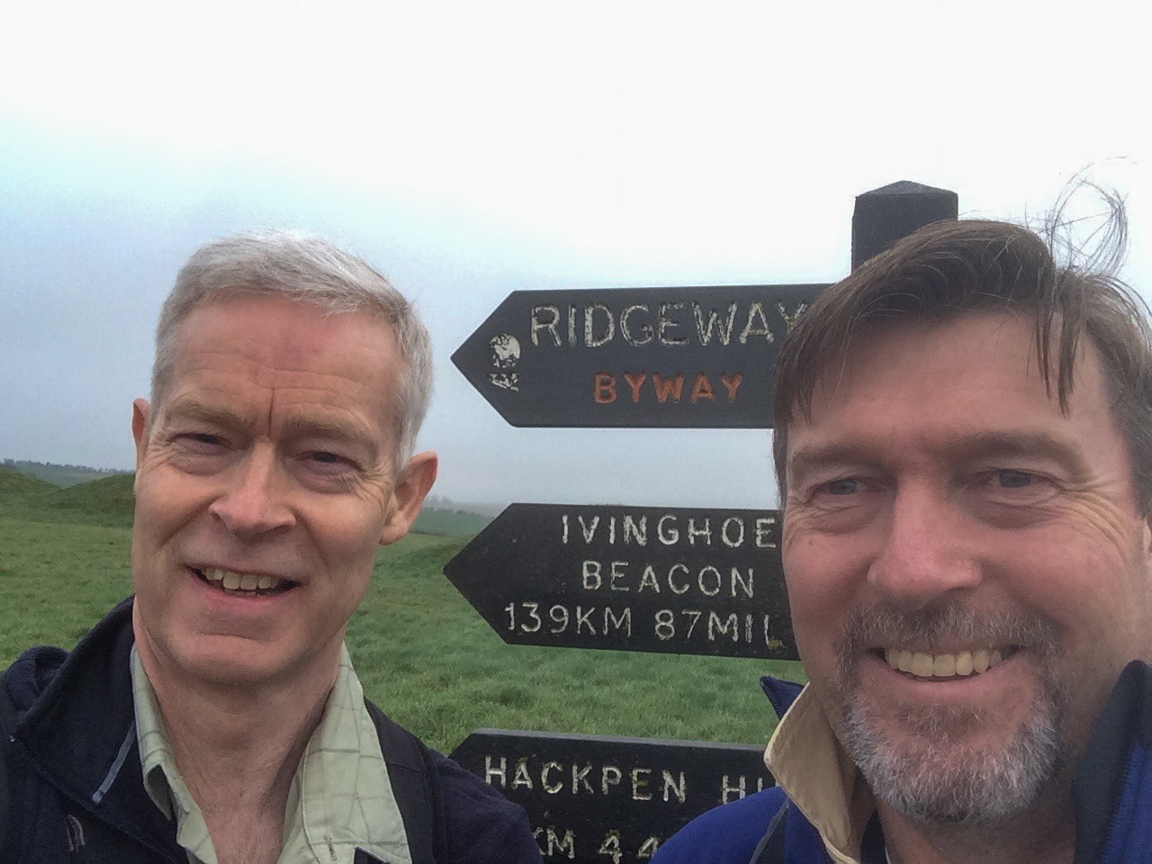 Ian and John selfie at start, Avebury