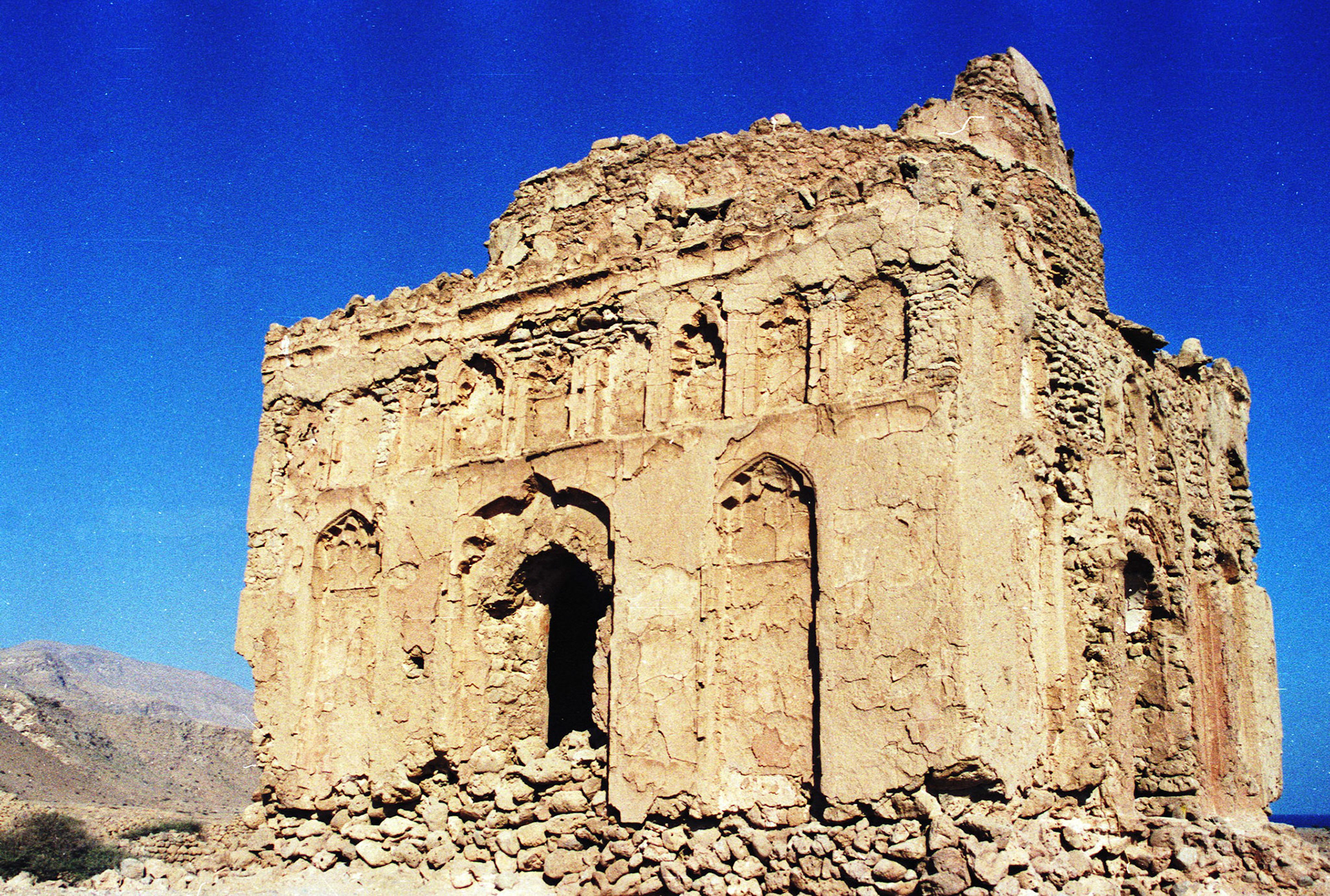 Bibi Mariam Tomb (C 14th), Qalhat (UNESCO World Heritage Site)