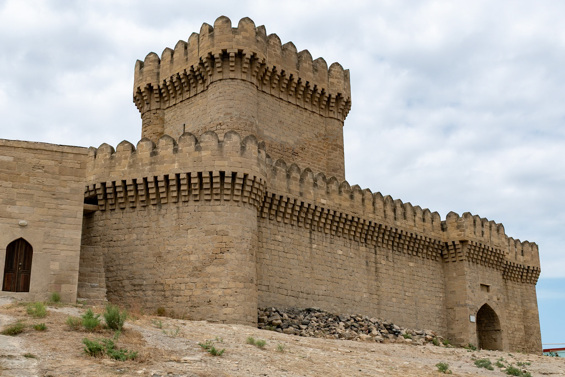 Fortress (14th C), Ramana