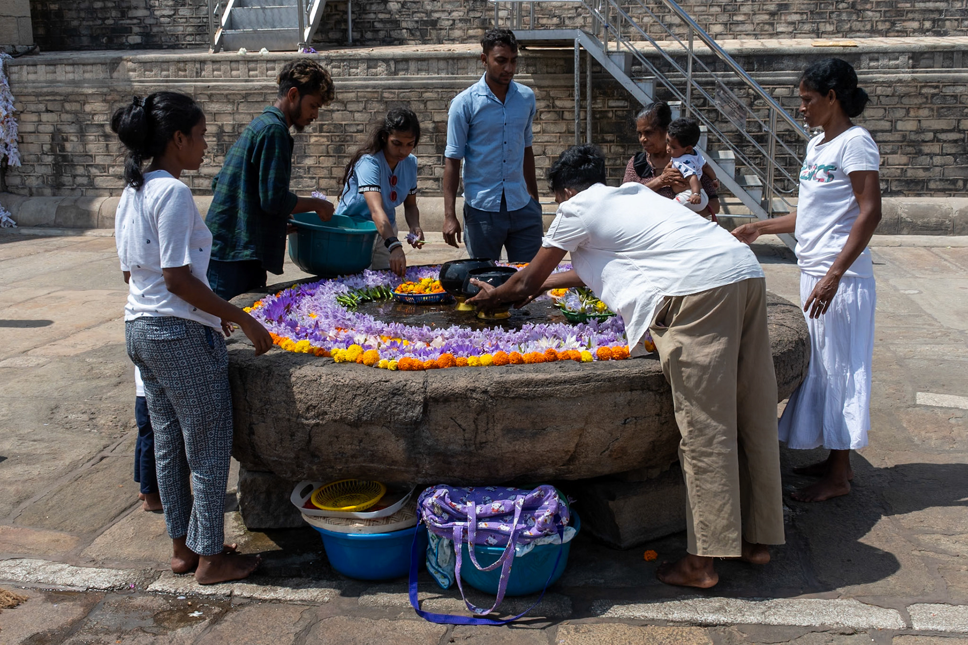 Worshippers, Ruwanweli Maha Seya, Anuradhapura, Sri Lanka, 2024