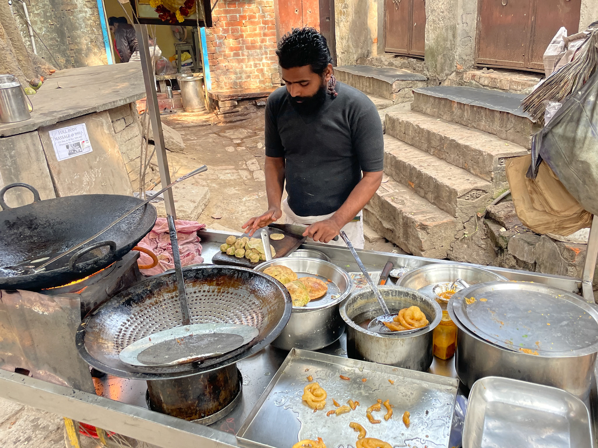 Food seller, Varanasi