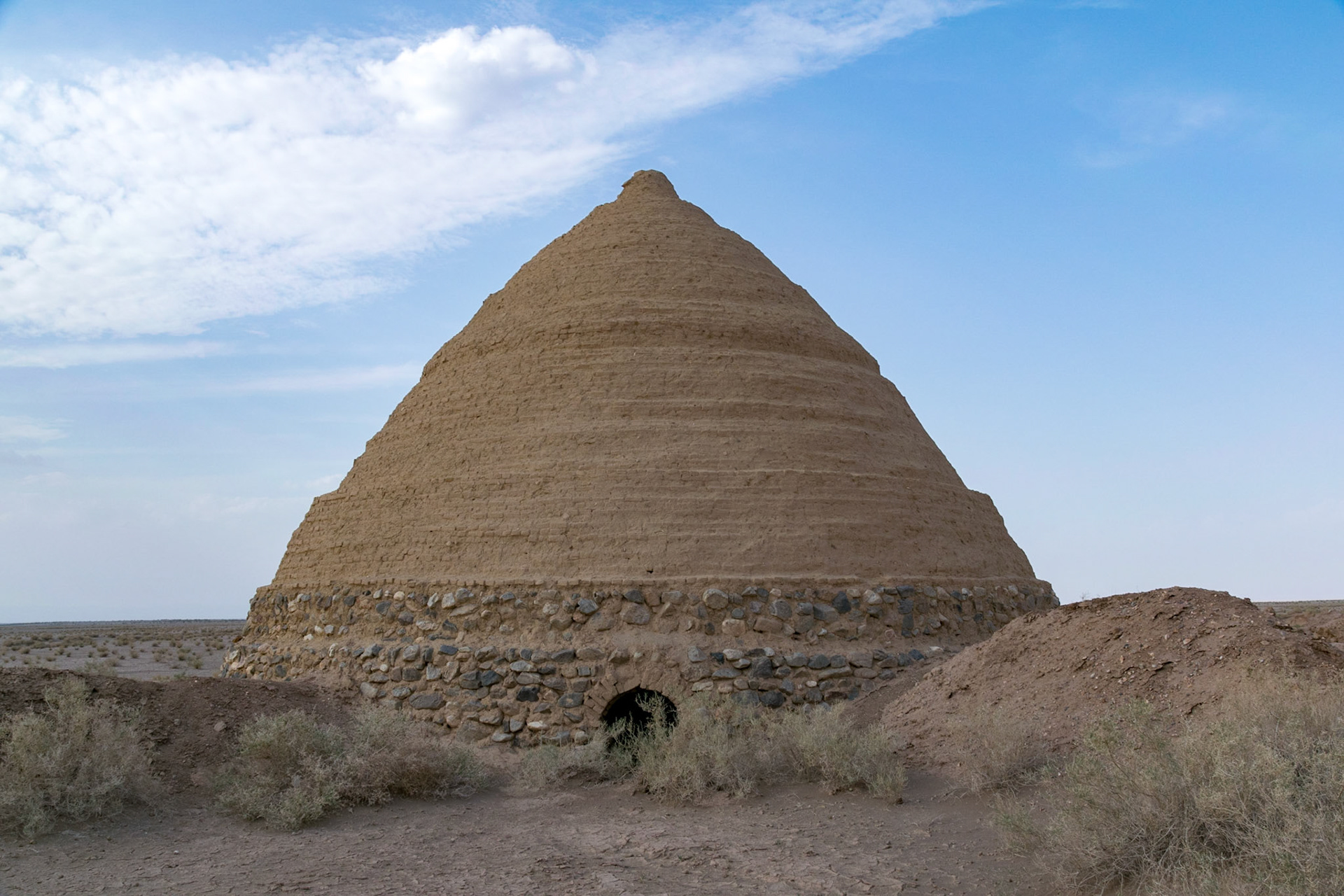 Desert water cistern, near Bayazeh