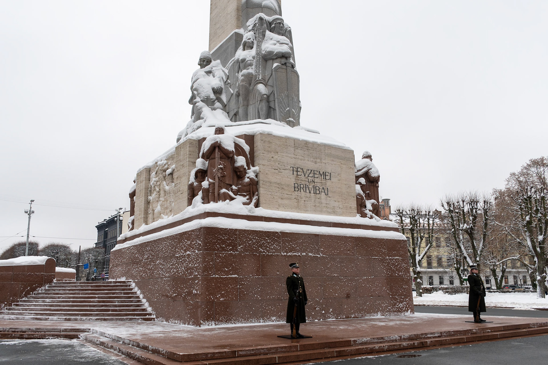 Guardsmen, Freedom Monument, Riga