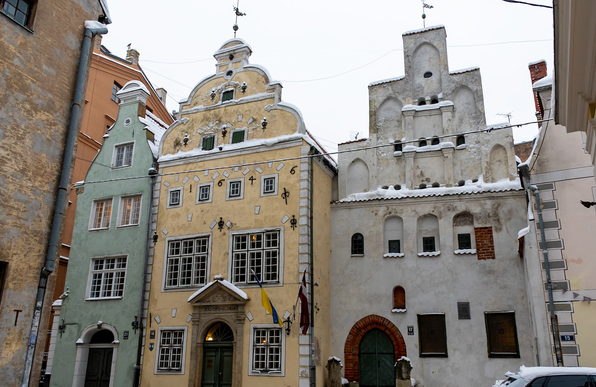 The Three Brothers, Riga