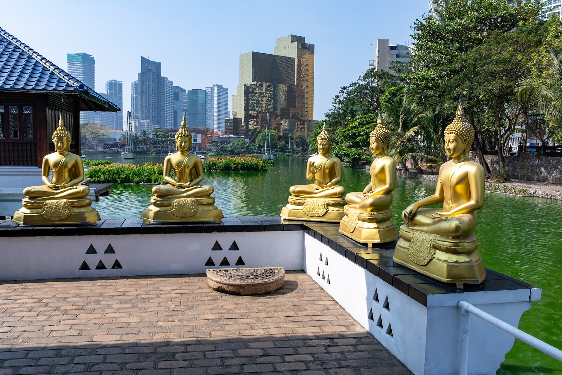 Gangarama Sima Malaka Temple, Colombo