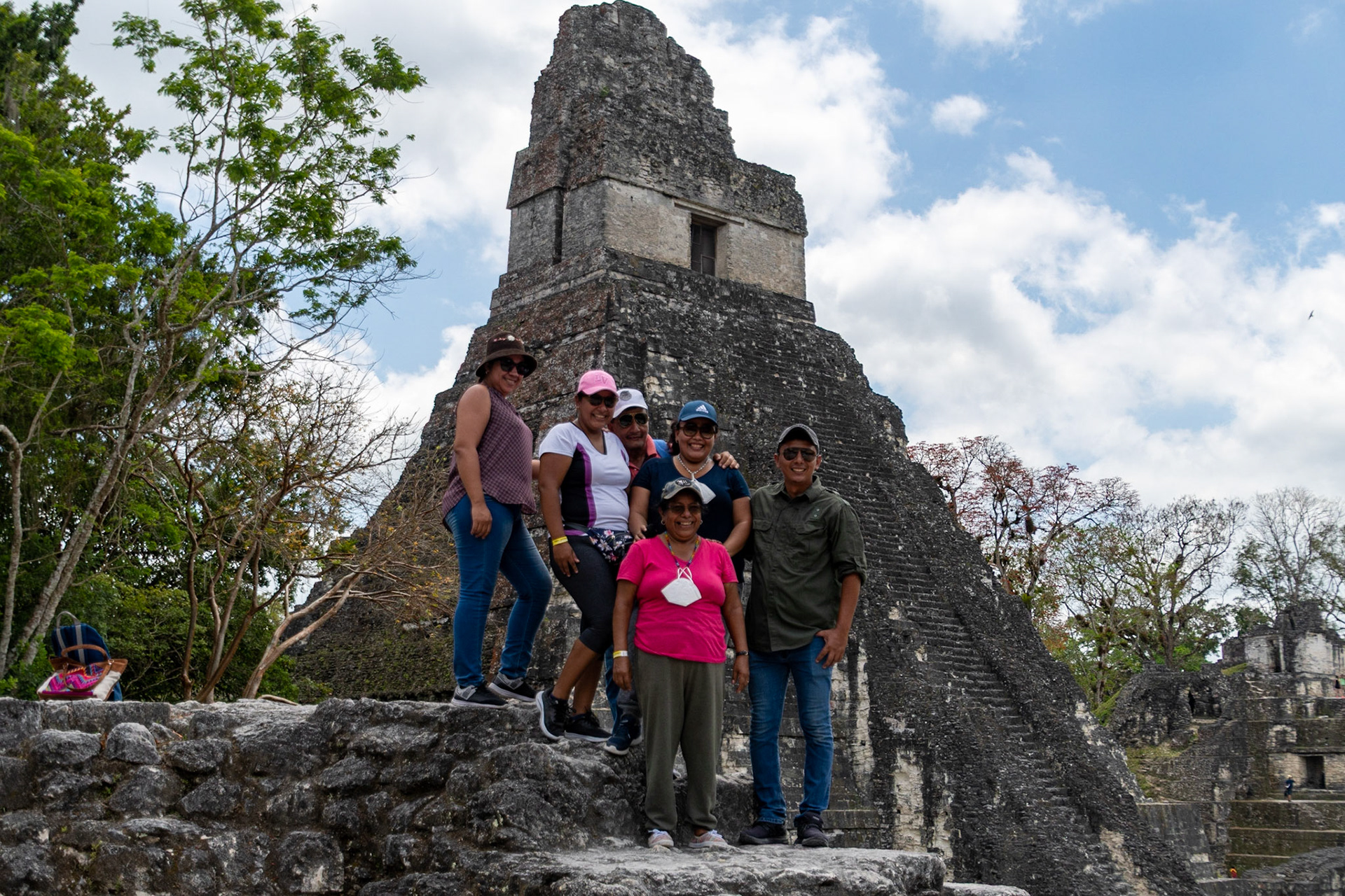 Guatemalan family, Tikal