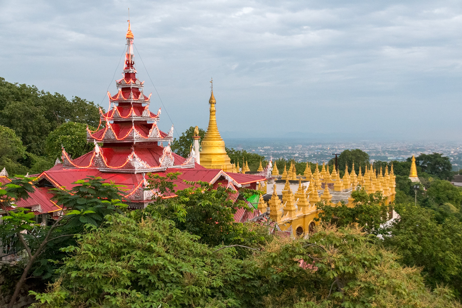 Su Taung Pyae and Golden Pagodas, Mandalay Hill