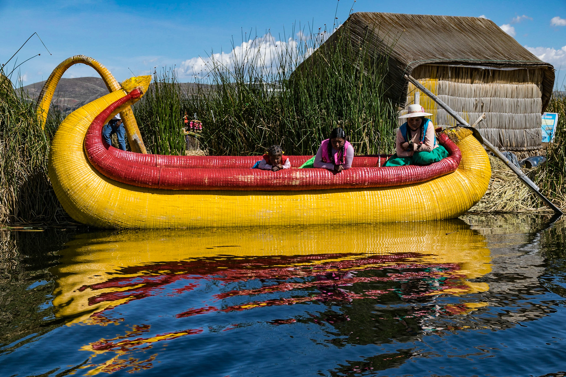 Reed boat, Floating island, Lake Titicaca