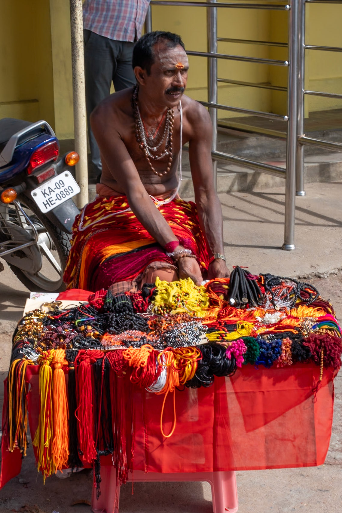Kautuka seller, Sri Chamundeshwari Temple, Mysuru