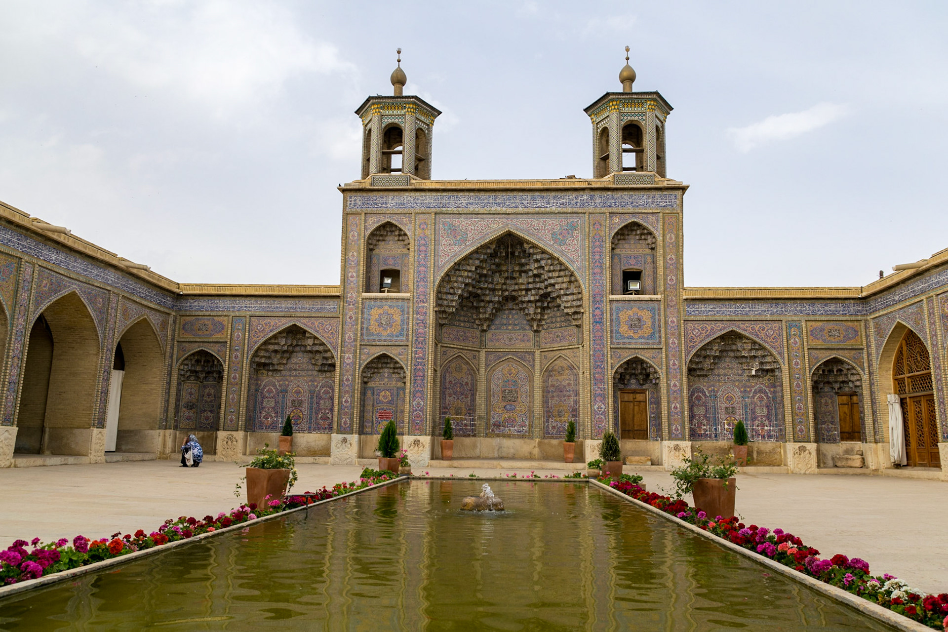 Nasir al-Molk Mosque, Shiraz