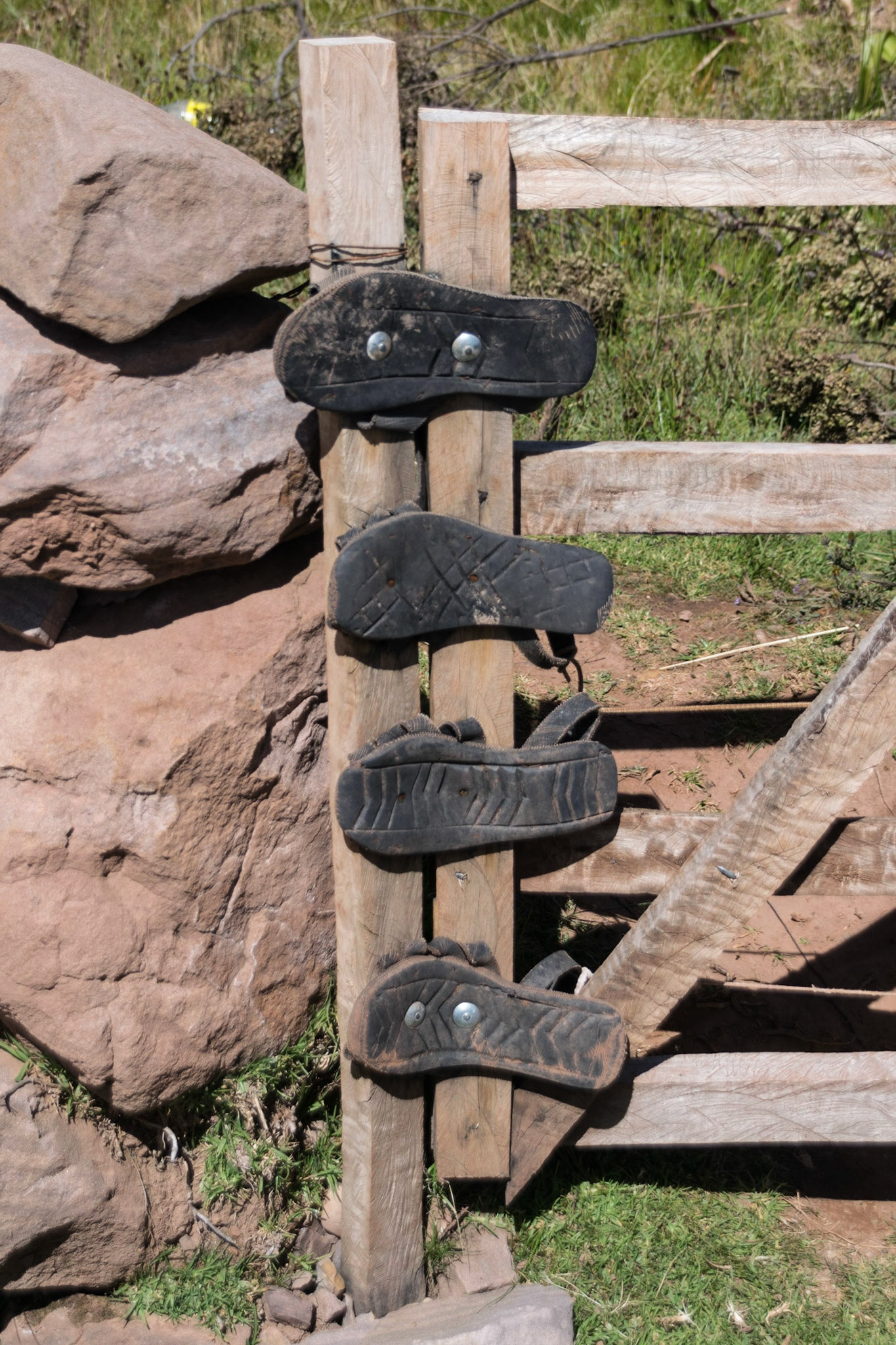 Novel hinges, Taquile Island, Lake Titicaca