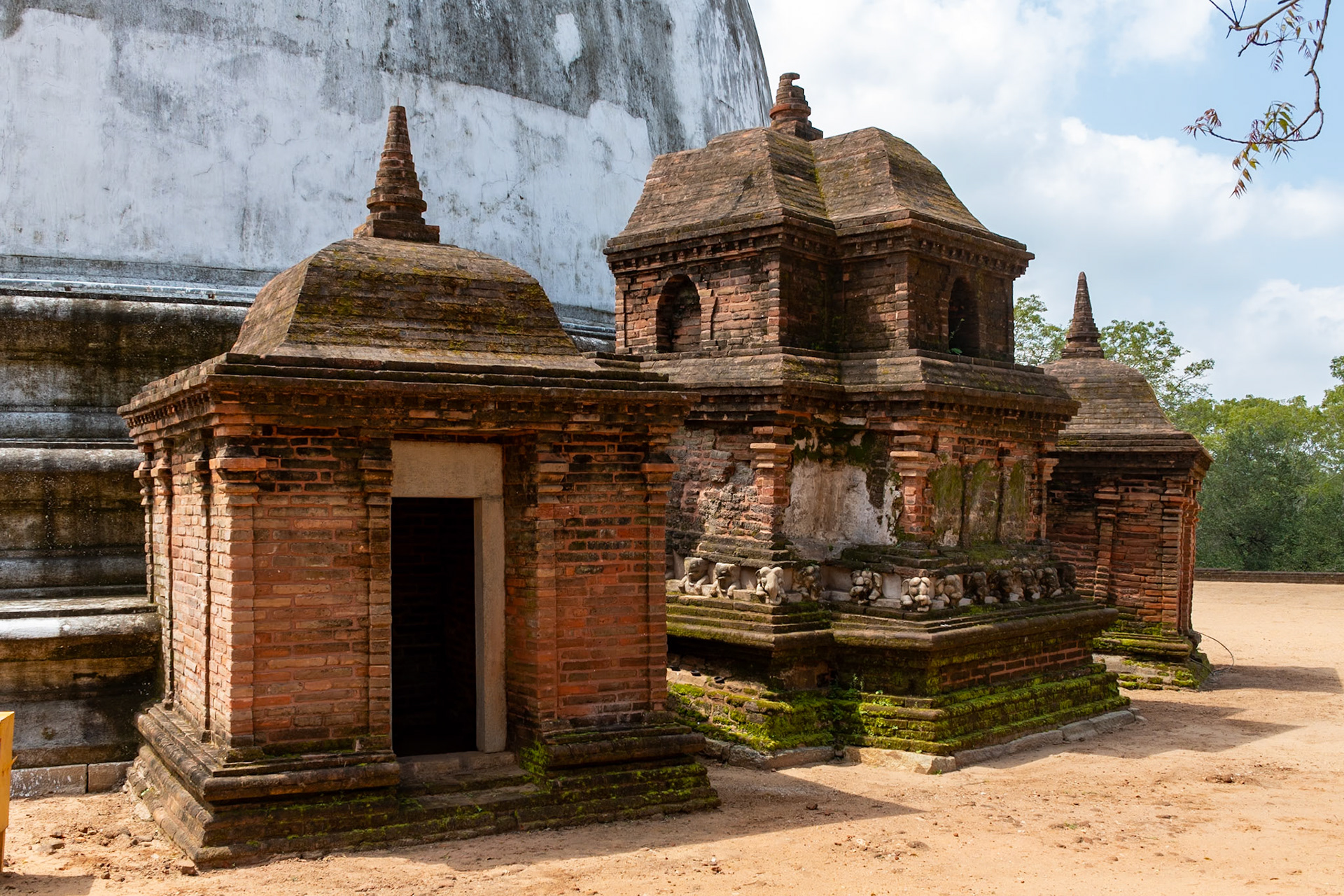 Lankatilaka, Polonnaruwa
