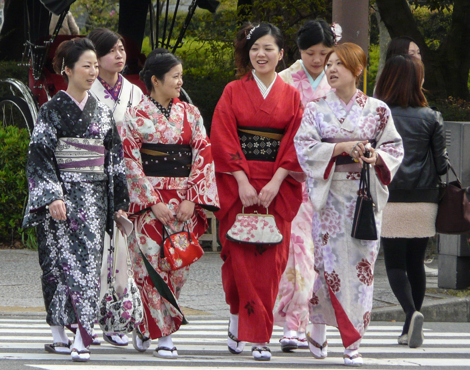 Kimono-clad tourists, Kyoto, Japan, 2010