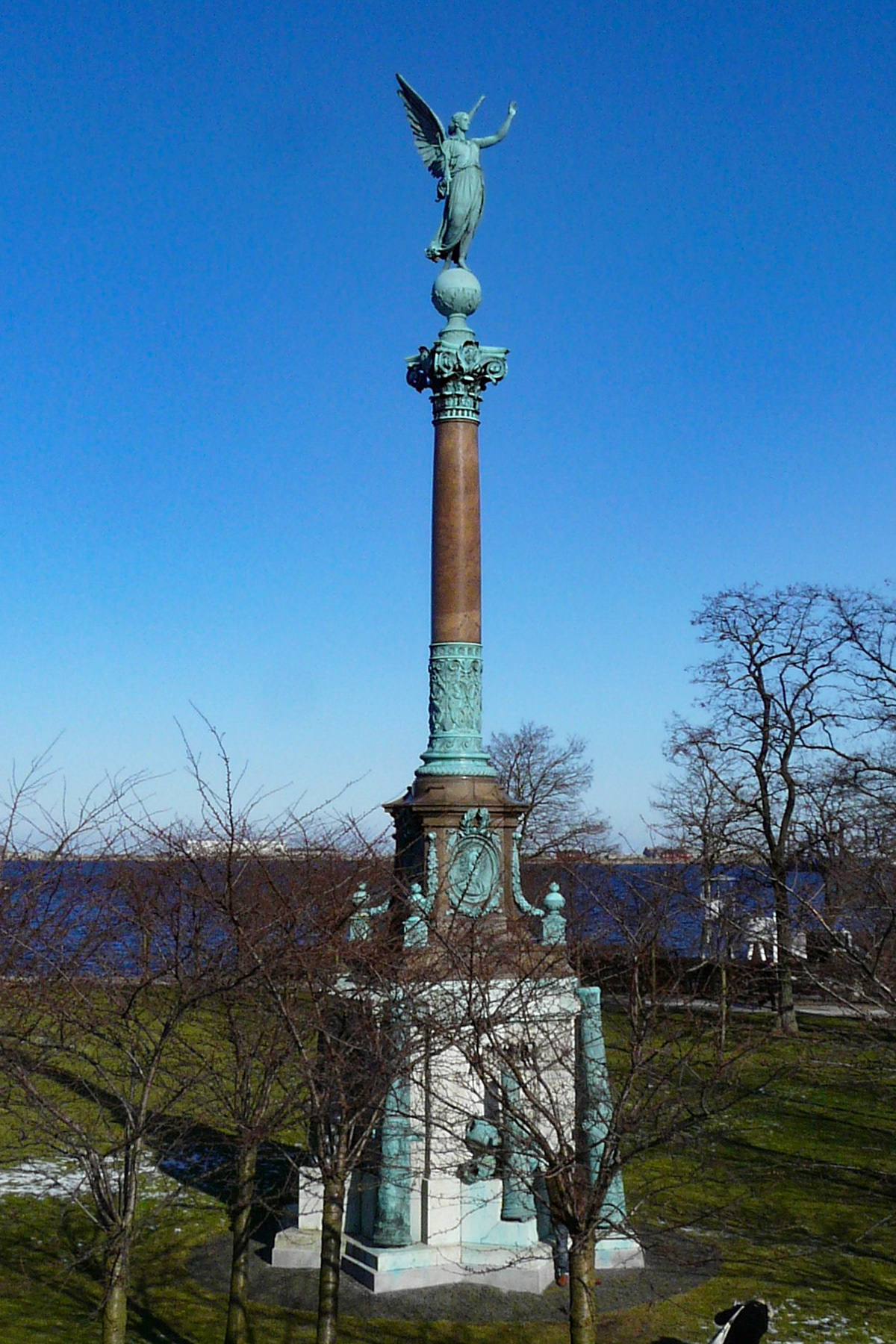 Iver Huitfeldt Memorial, Copenhagen