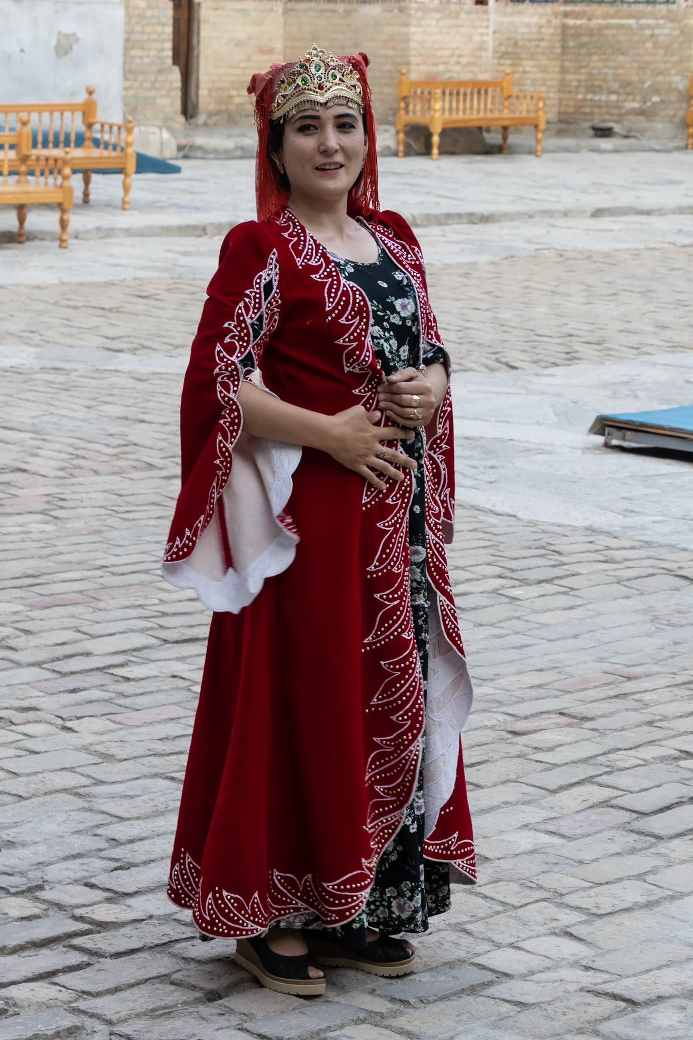 Tourist in costume, Samarkand, Uzbekistan