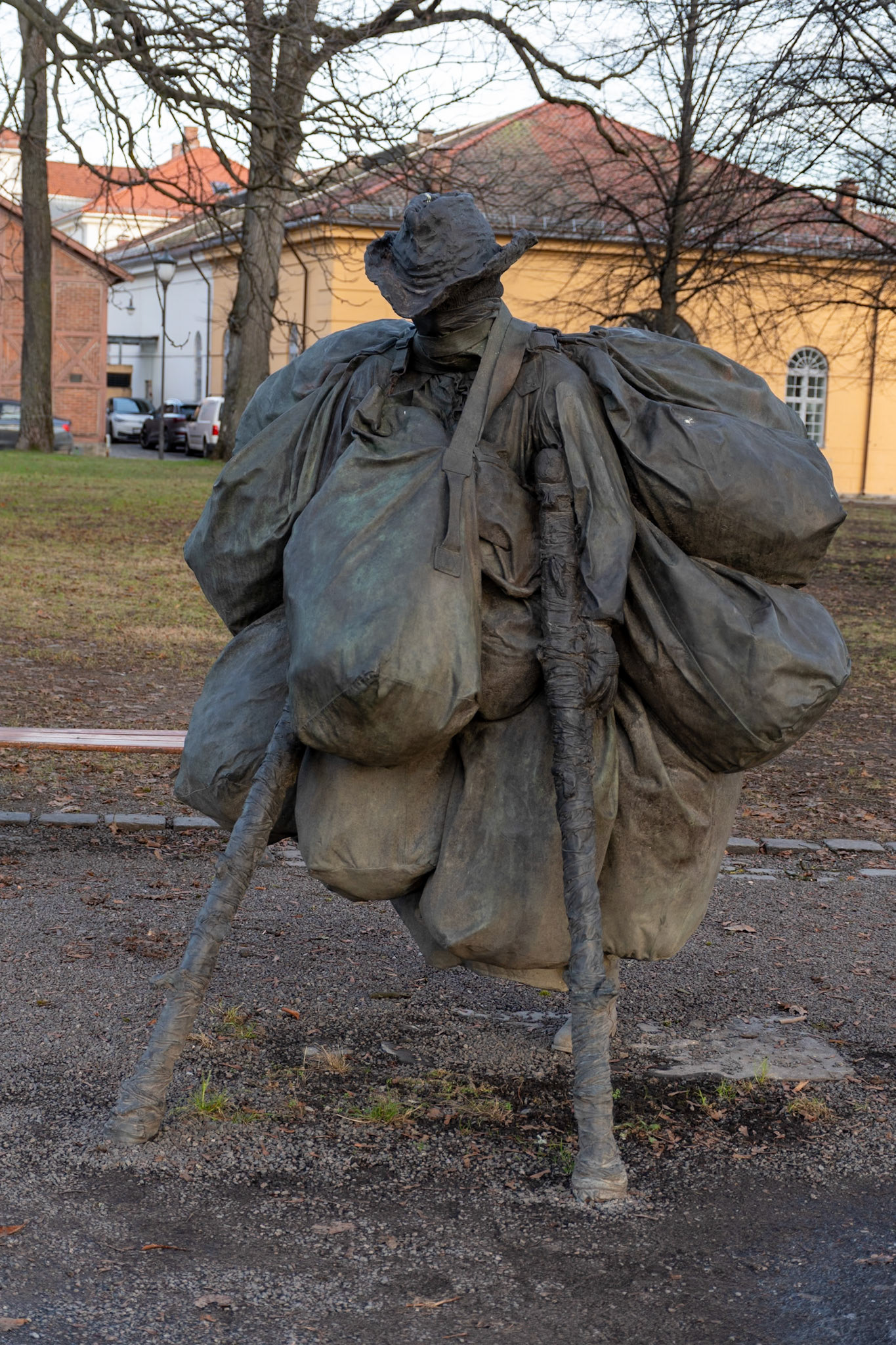 Glory glory with crutches statue, Oslo