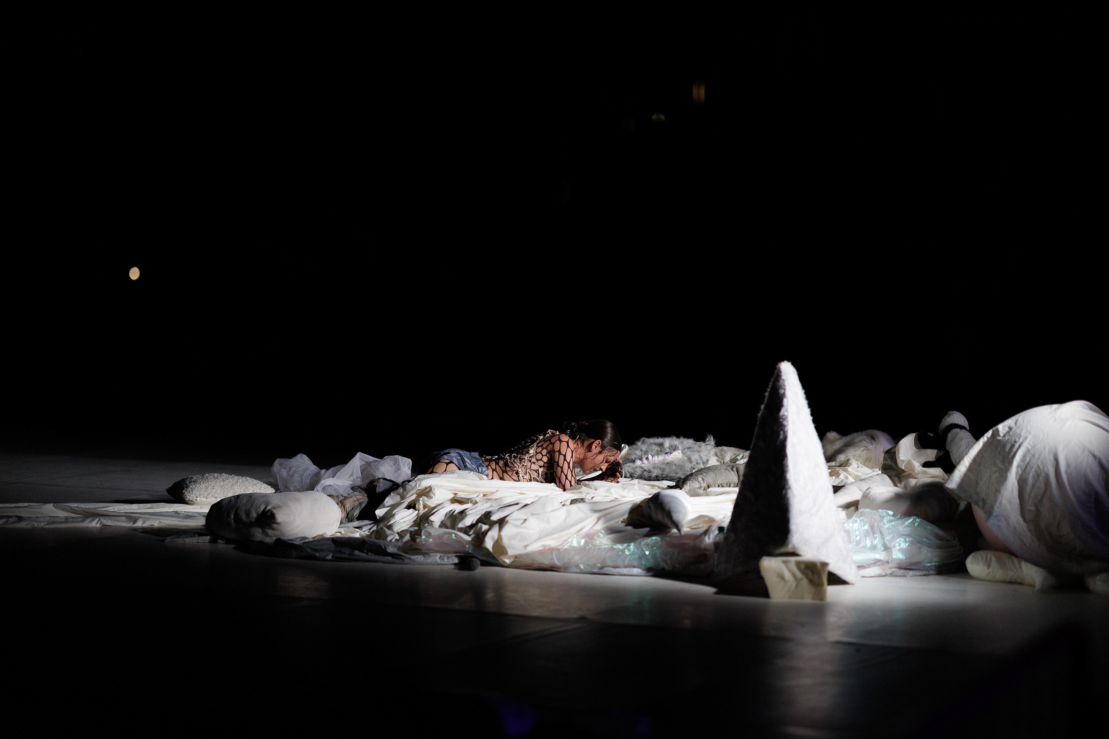 Spongebabe in L.A. (4 Love & Anxiety), Mercedes Dassy © Malik Beytrison