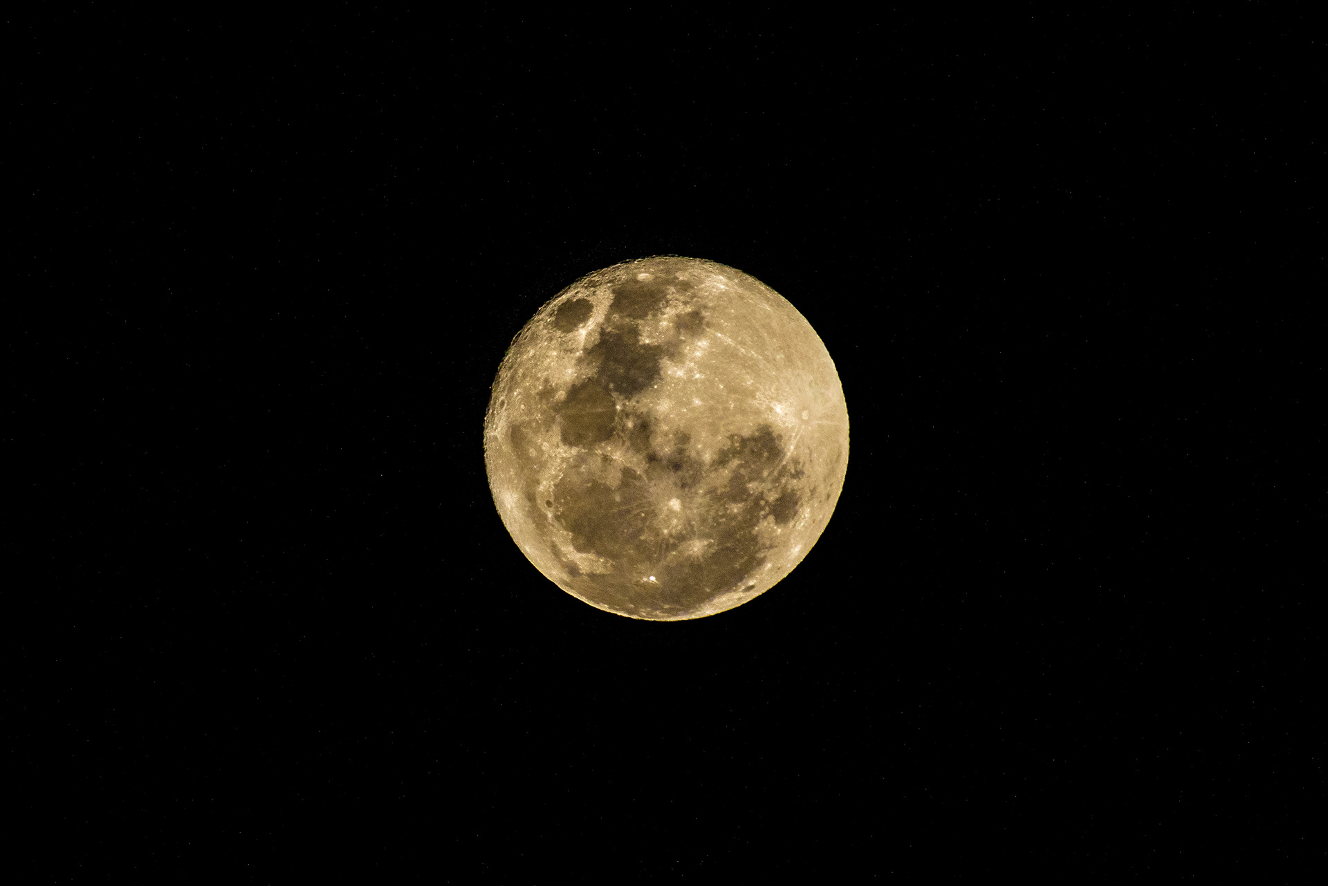 Supermoon, lutruwita Tasmania, 2 August 2023