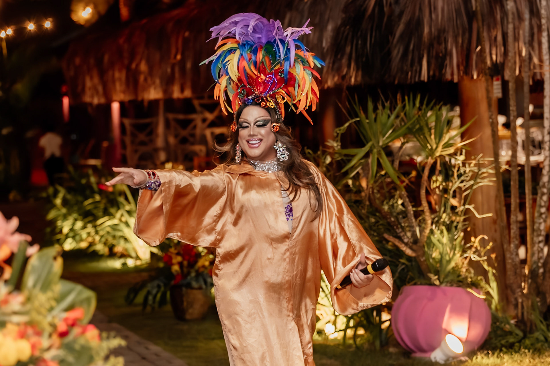 Aysha Pink Festa de Casamento homoafetivo em Trancoso Bahia