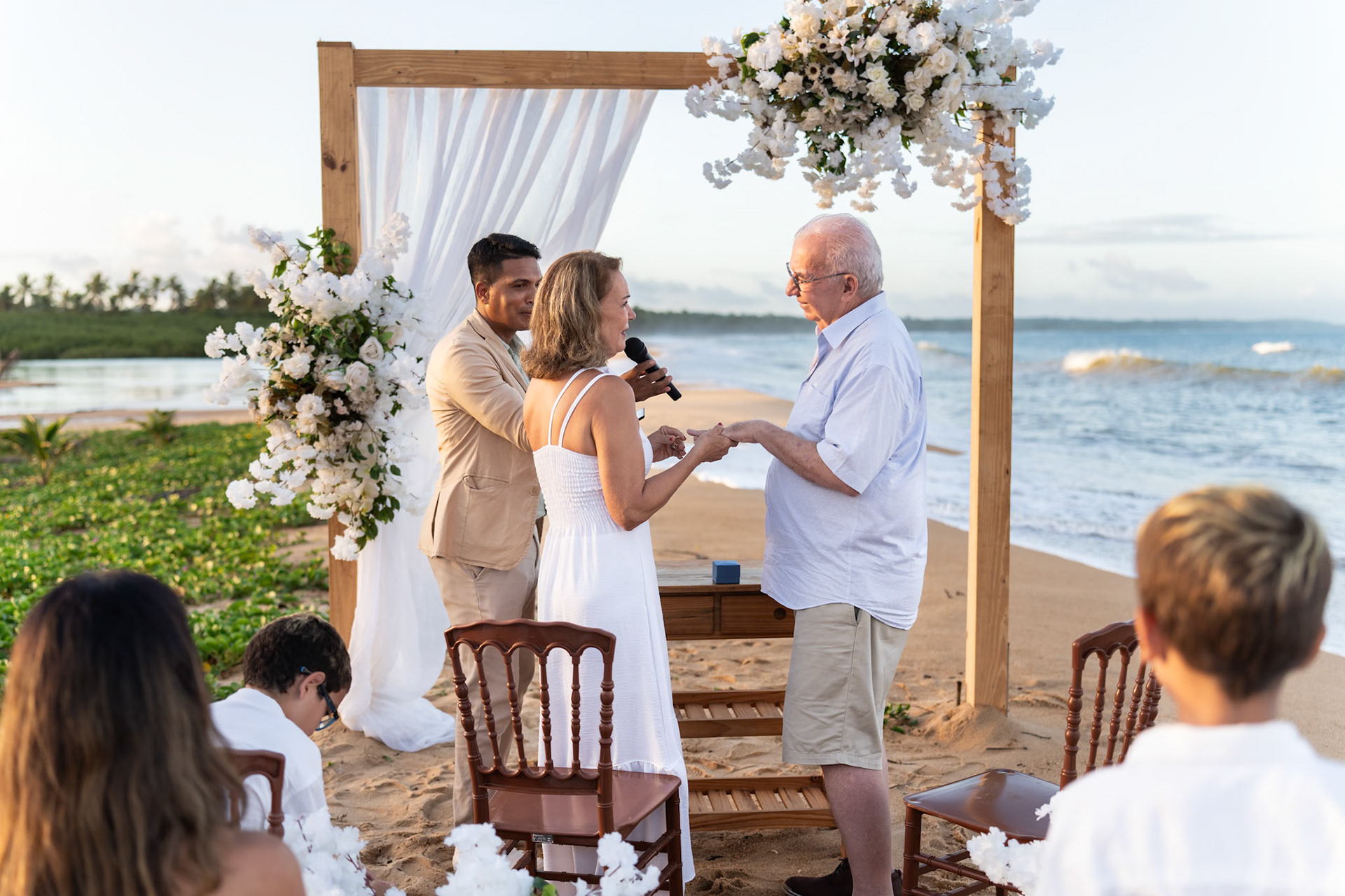 Casamento na praia em Porto Seguro