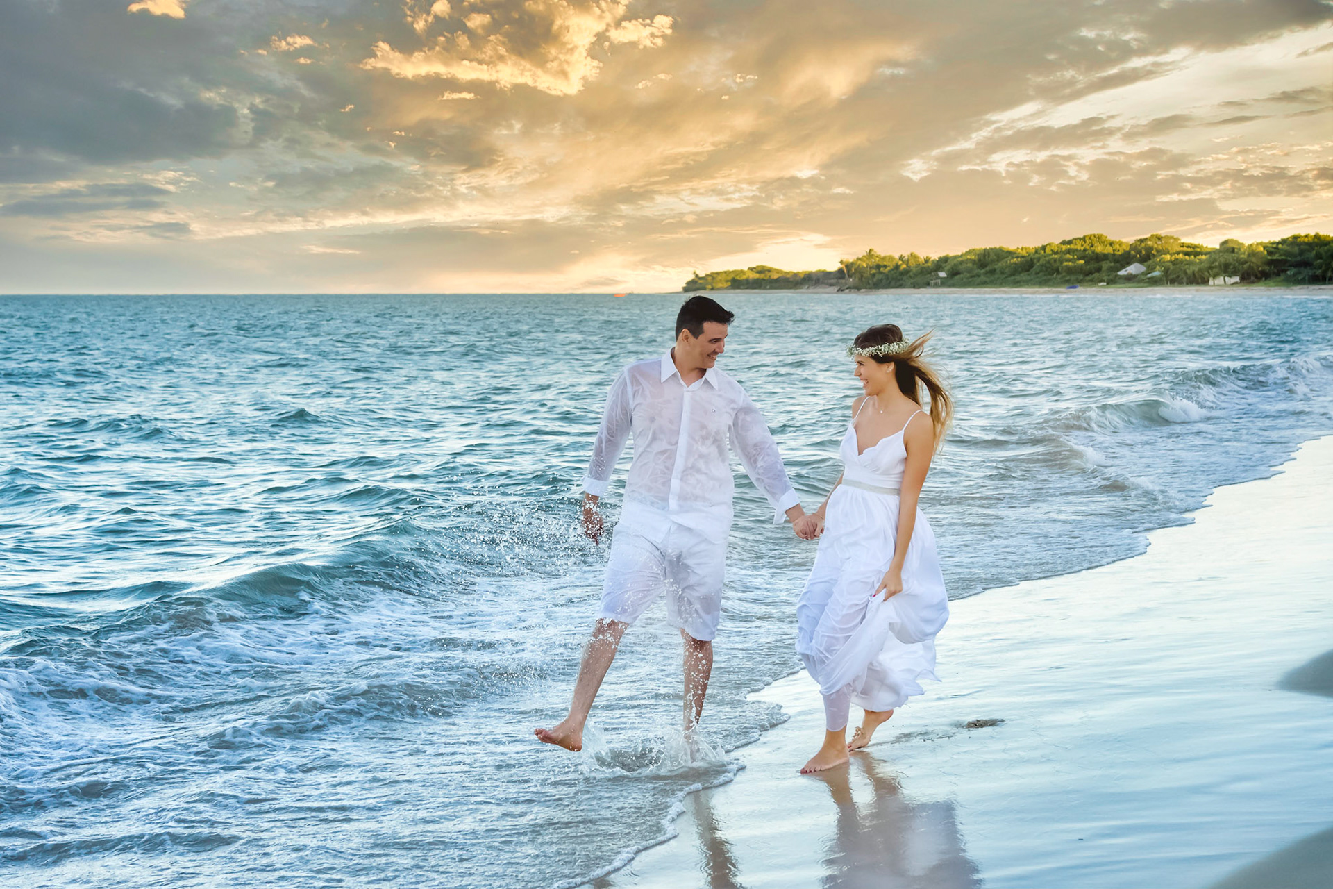 Ensaio fotográfico de Casal na praia em Porto Seguro