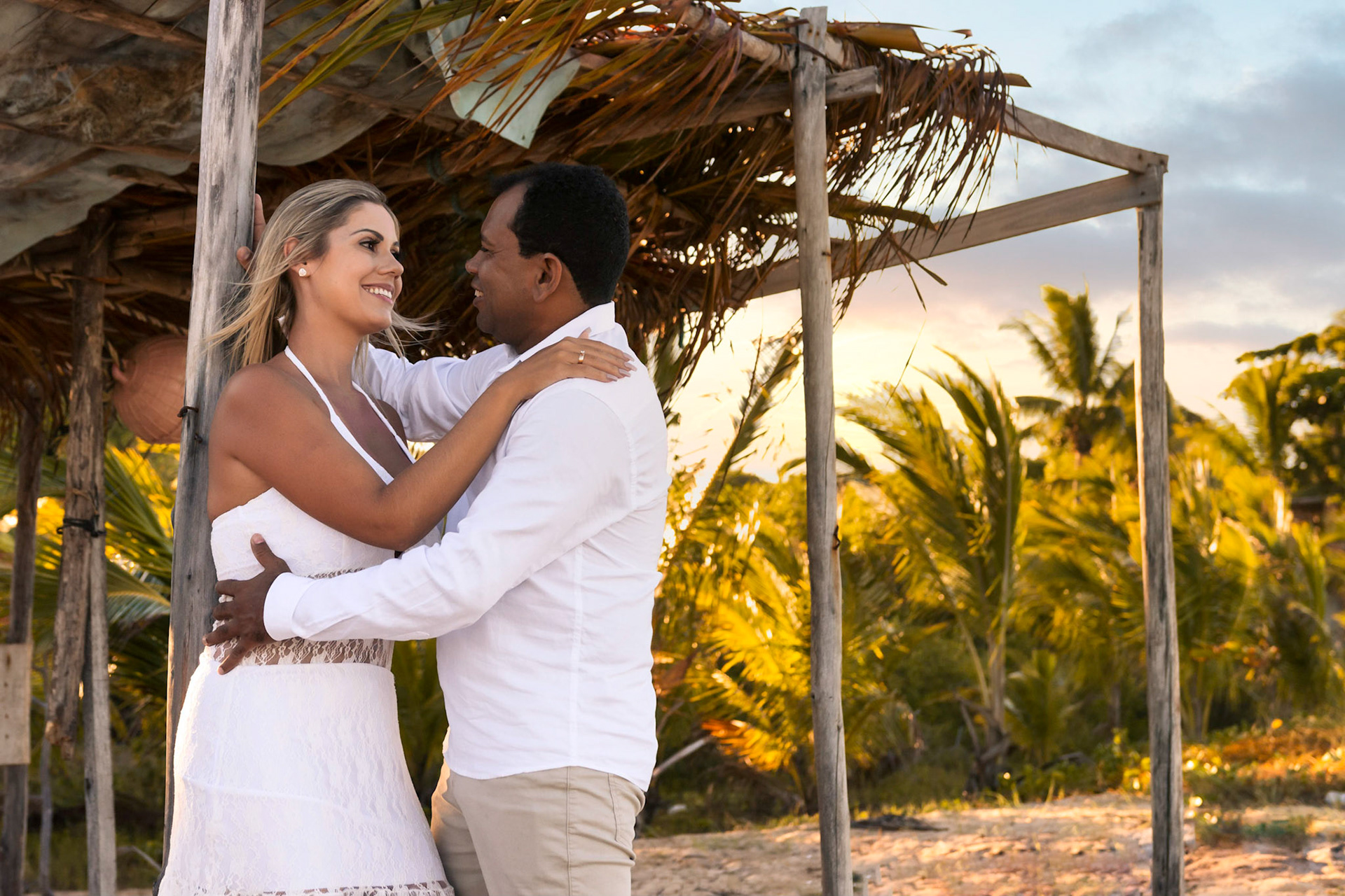 Ensaio Fotográfico Casal na Praia do Mutary em Porto Seguro