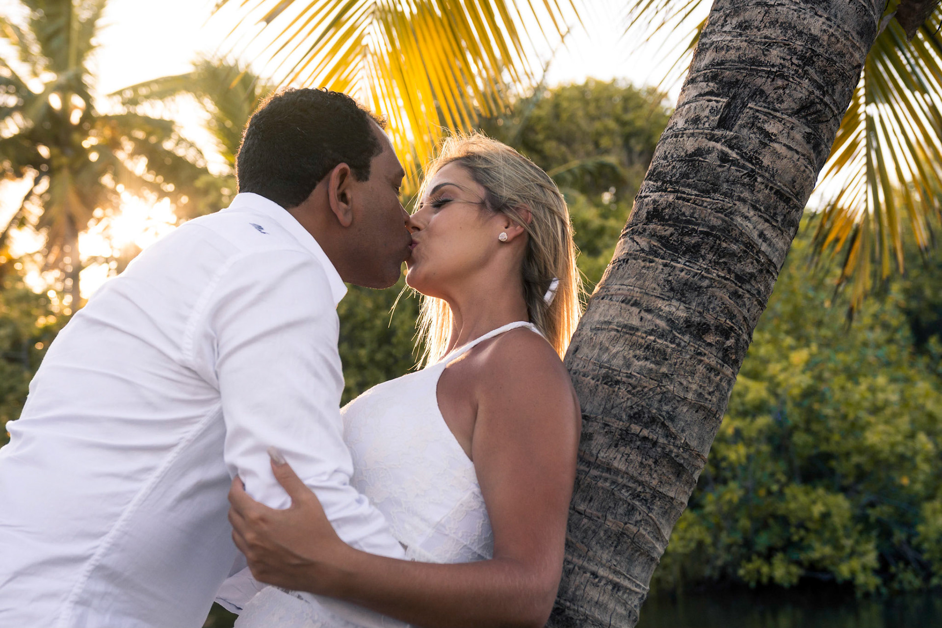 Ensaio Fotográfico Casal na Praia do Mutary em Porto Seguro