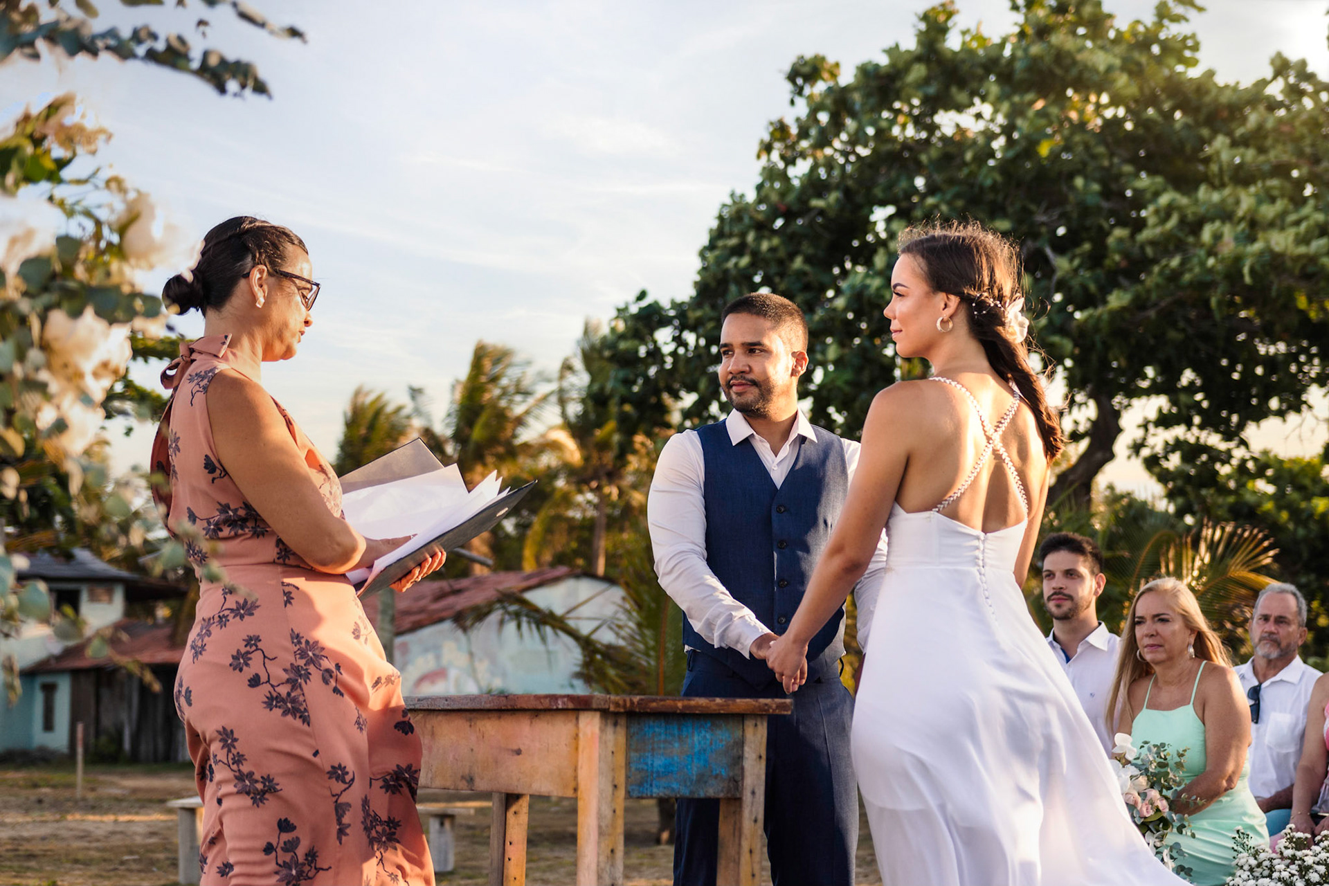 Casamento na praia de Mutary em Santa Cruz Cabrália