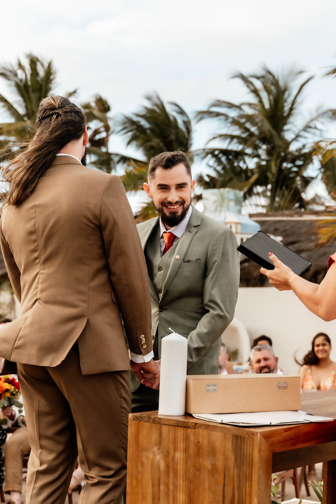 Cerimônia de Casamento gay na praia em Trancoso Bahia