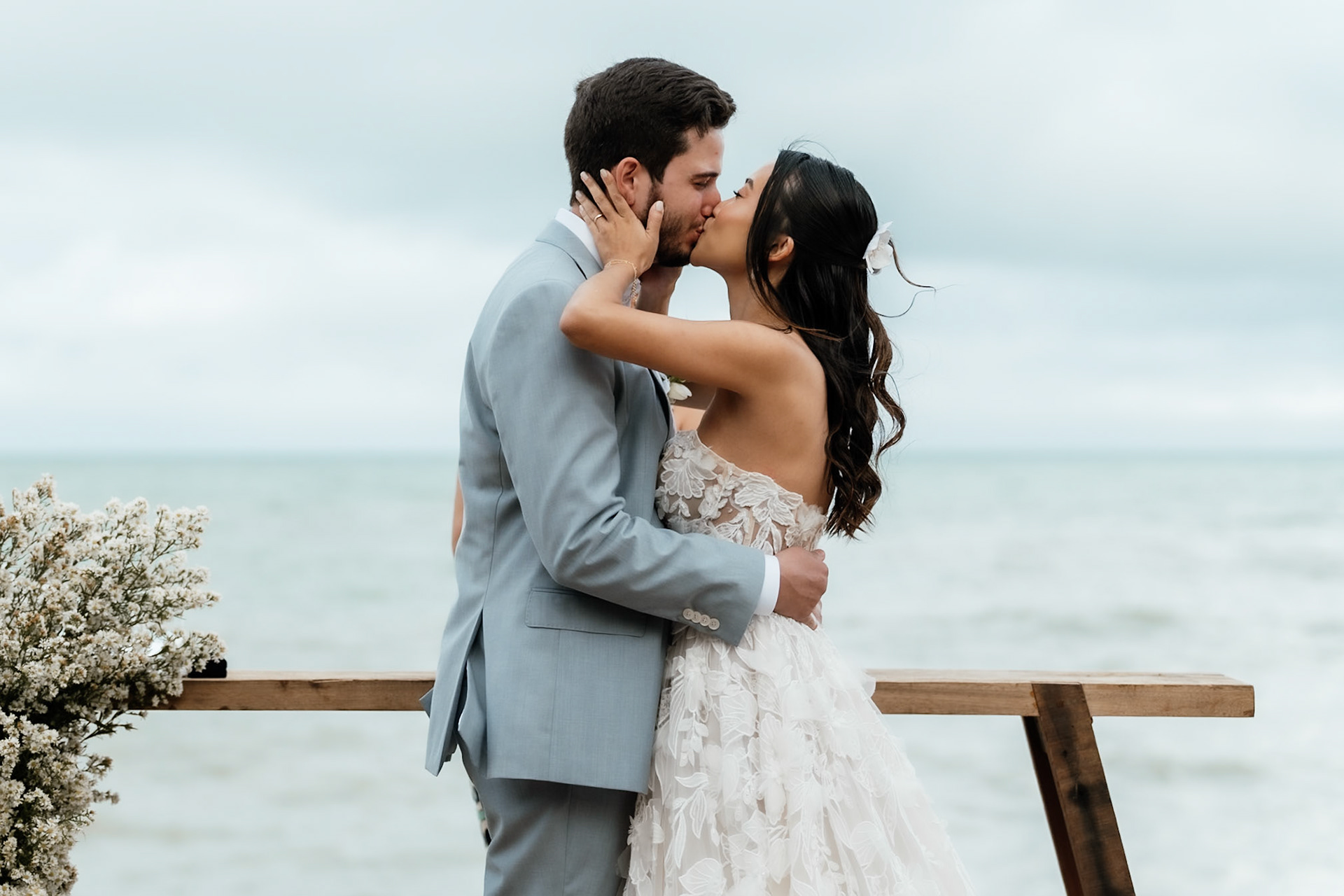 Cerimônia de Casamento na praia em Trancoso Bahia