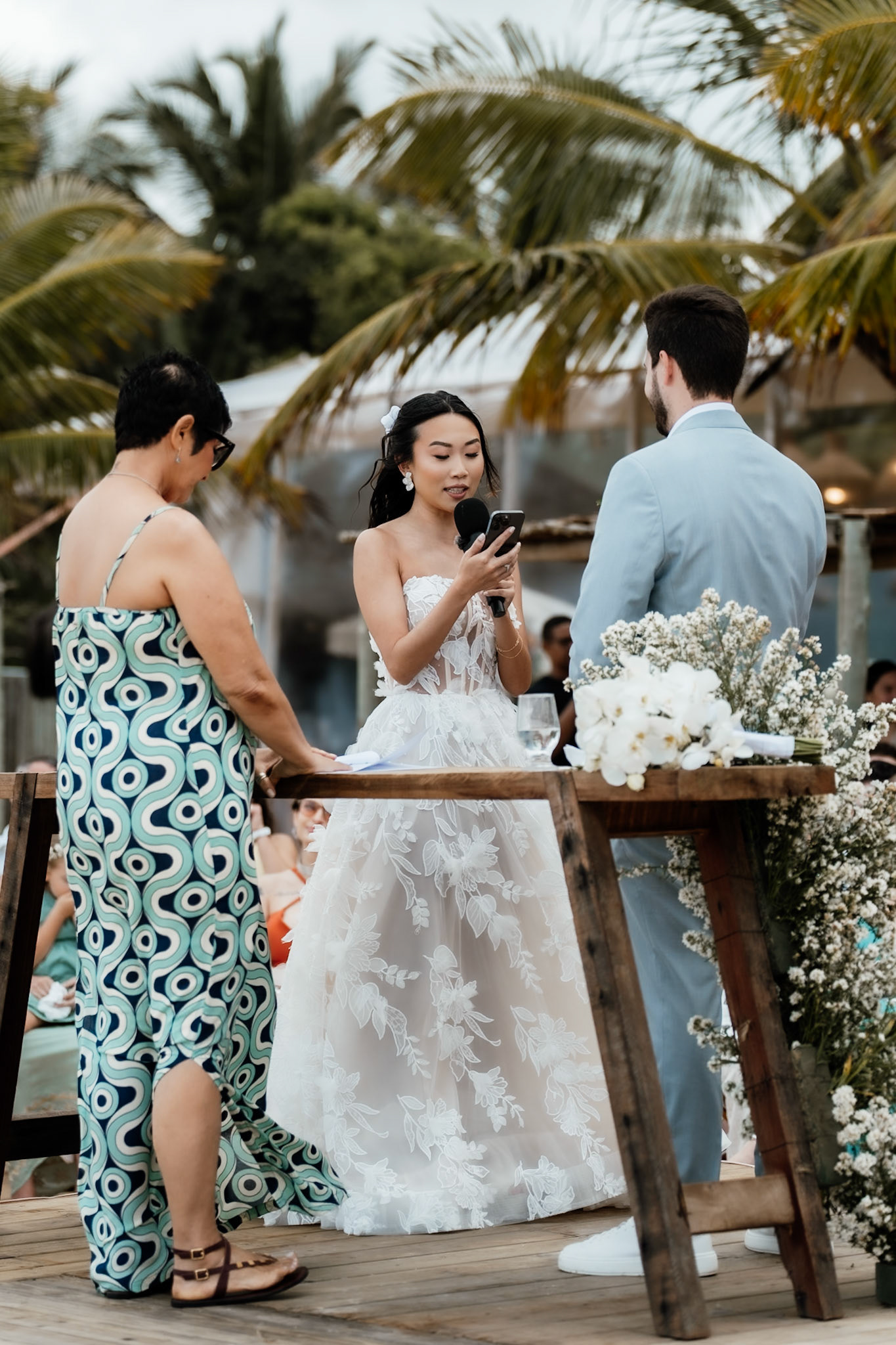 Cerimônia de Casamento na praia em Trancoso Bahia