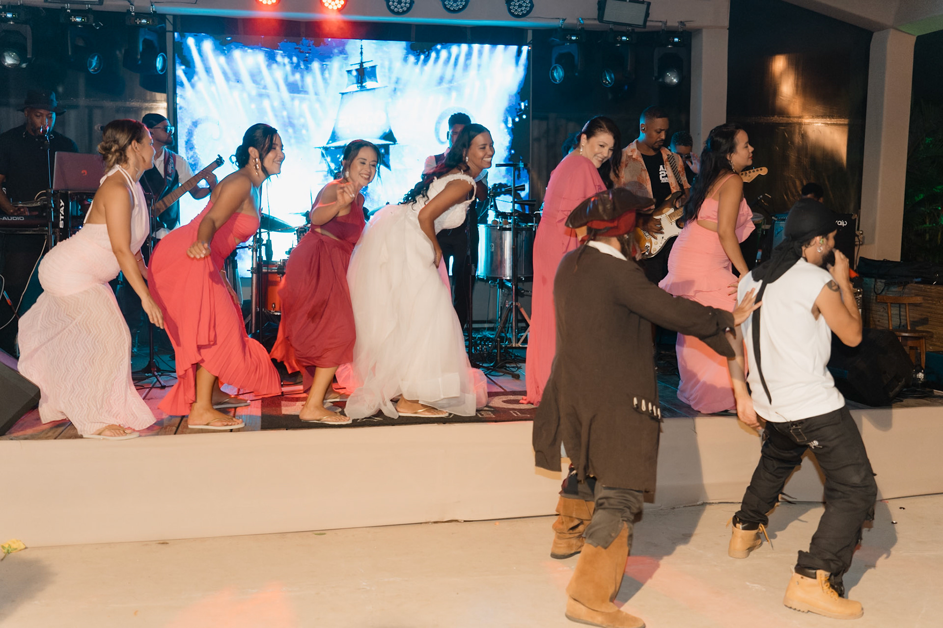 fotografia de casamento na praia em Arraial d' Ajuda
