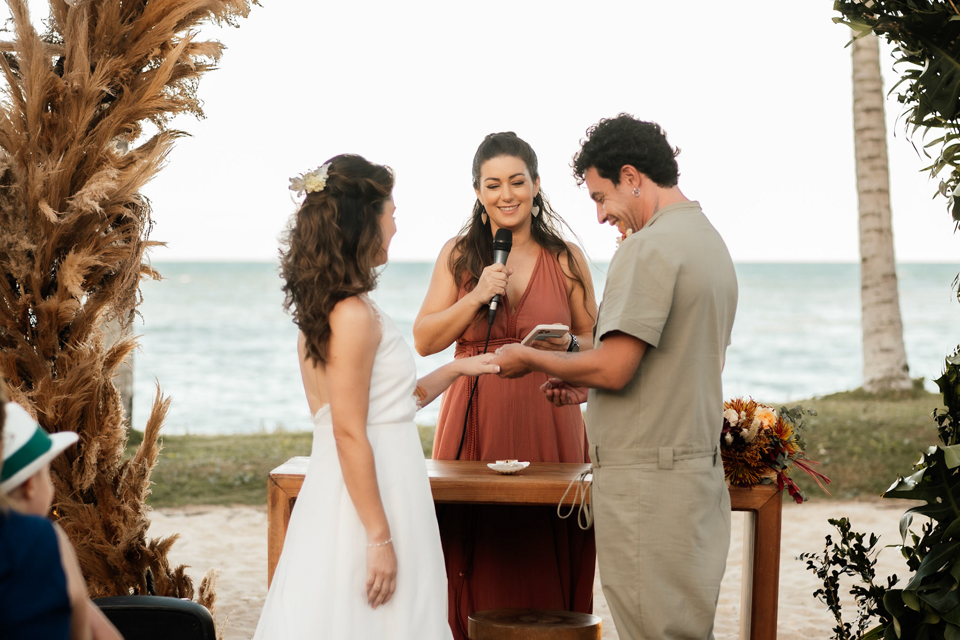 cerimônia de casamento na praia em Arraial d’Ajuda