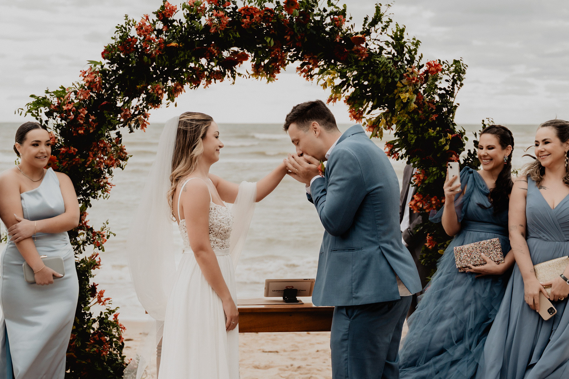 Cerimônia de Casamento na praia em Arraial D'Ajuda Bahia