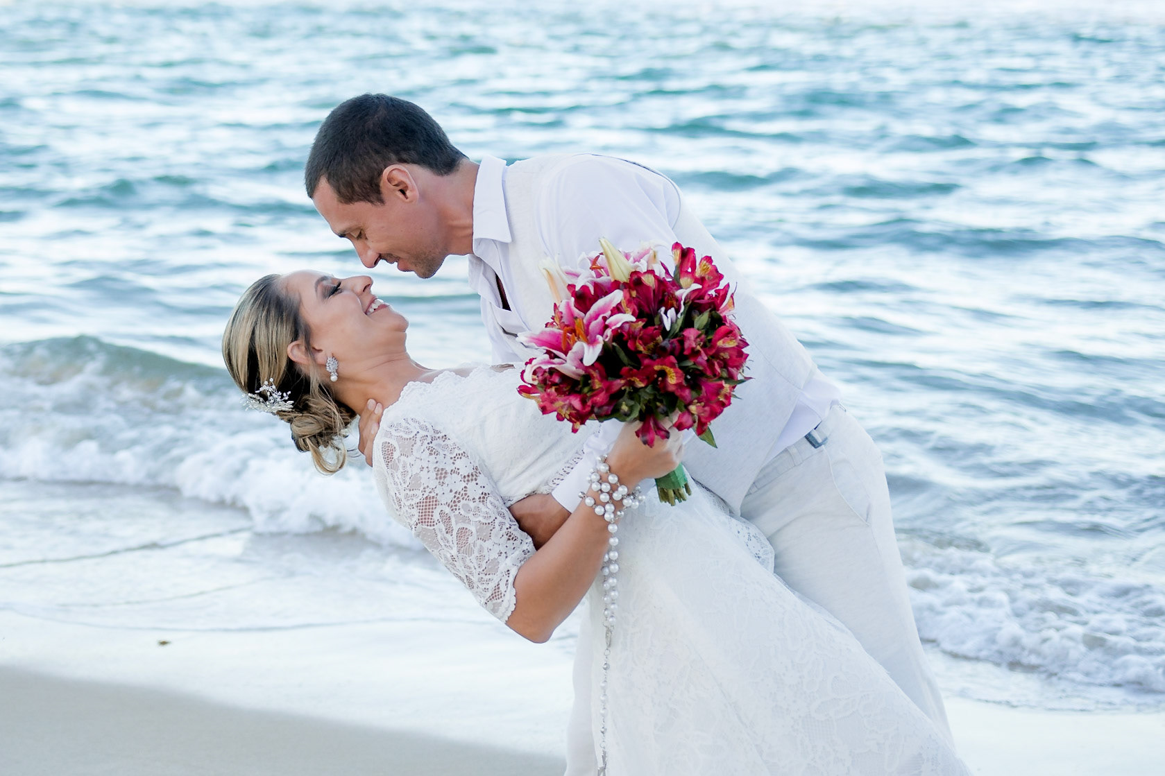 Ensaio Pré Wedding na Praia do Apaga Fogo em Arraial D'Ajuda