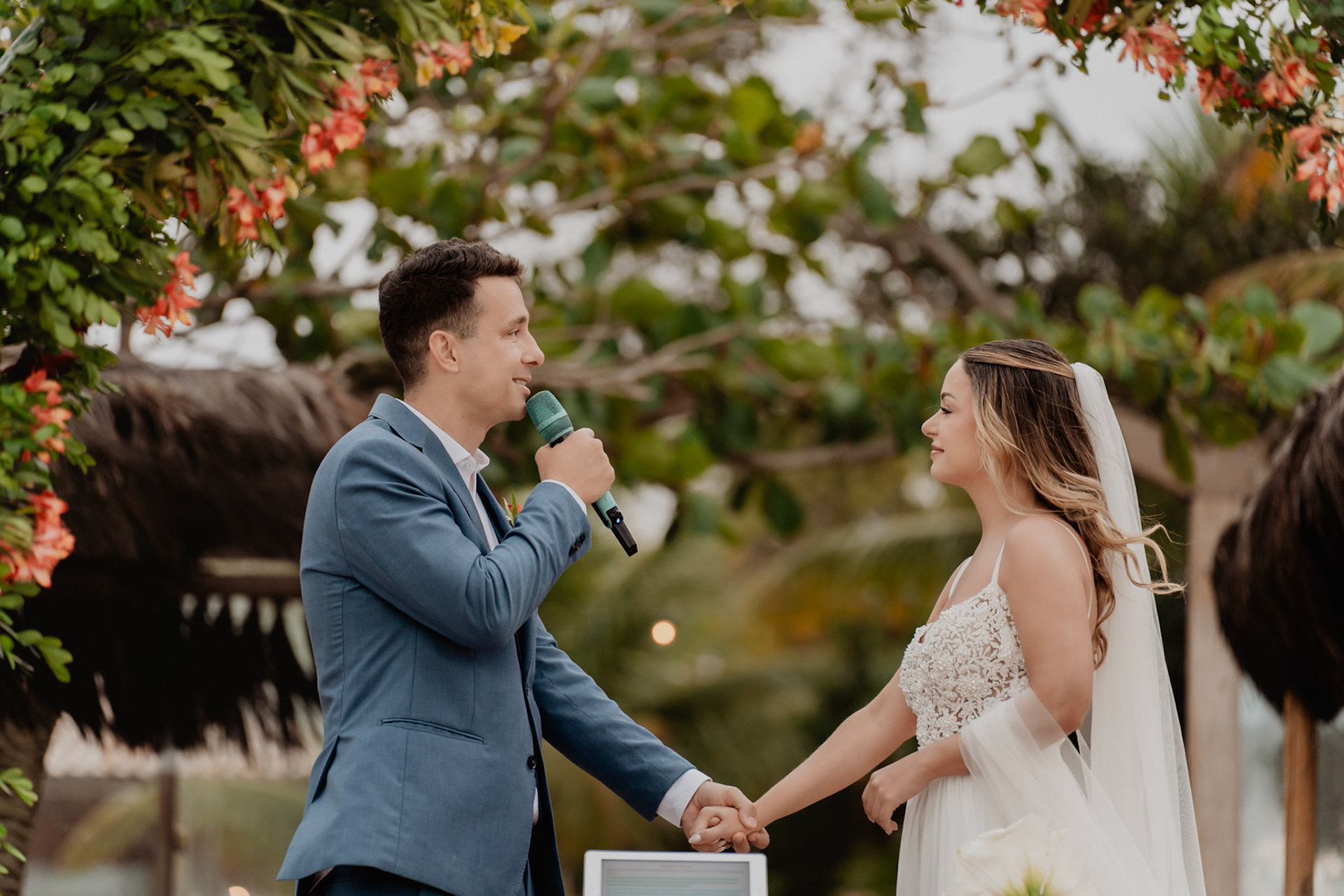 Cerimônia de Casamento na praia em Arraial D' Ajuda Bahia