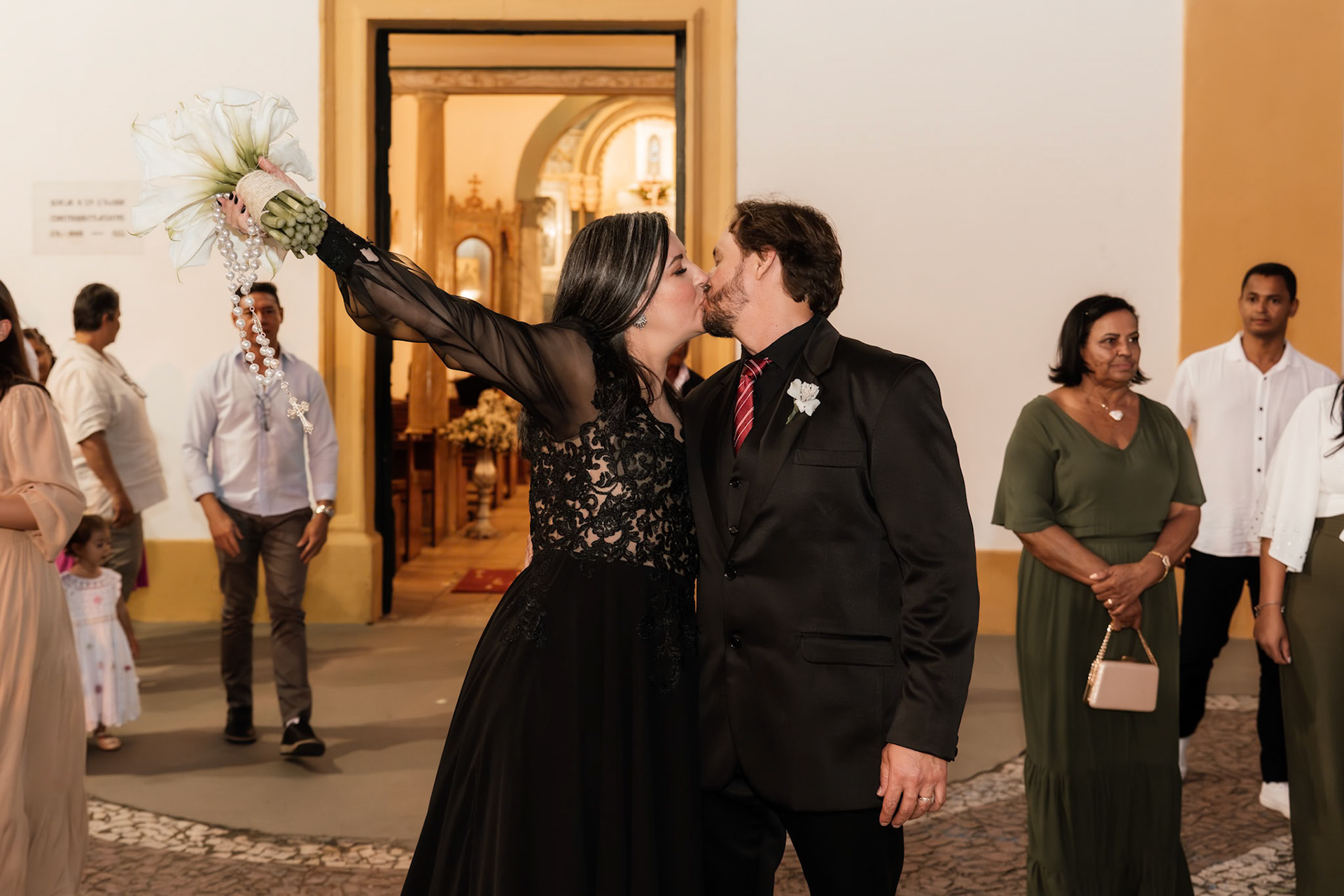 Noiva de Preto em Arraial D'Ajuda Bahia