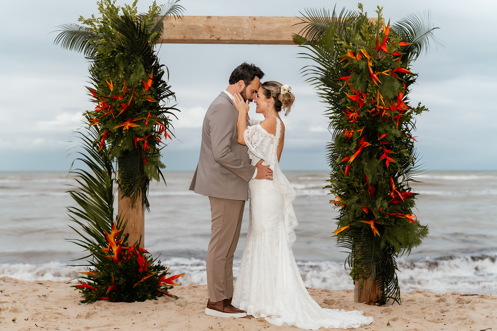 Cerimônia de Casamento na praia em Arraial D'Ajuda Bahia